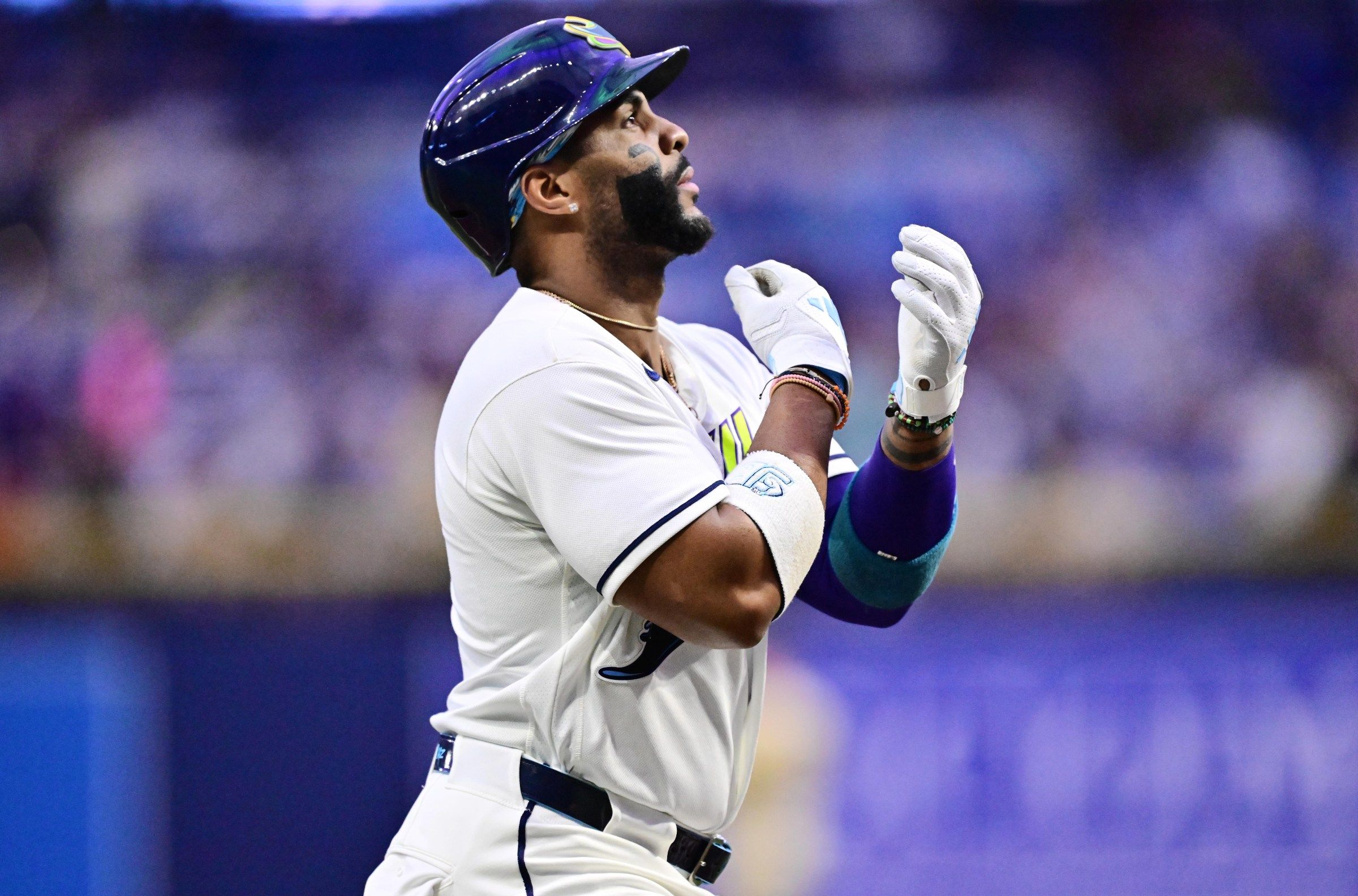 2400x1584 Yankees Rivals: Rays pounce on Padres errors, Blue Jays stomp Mariners