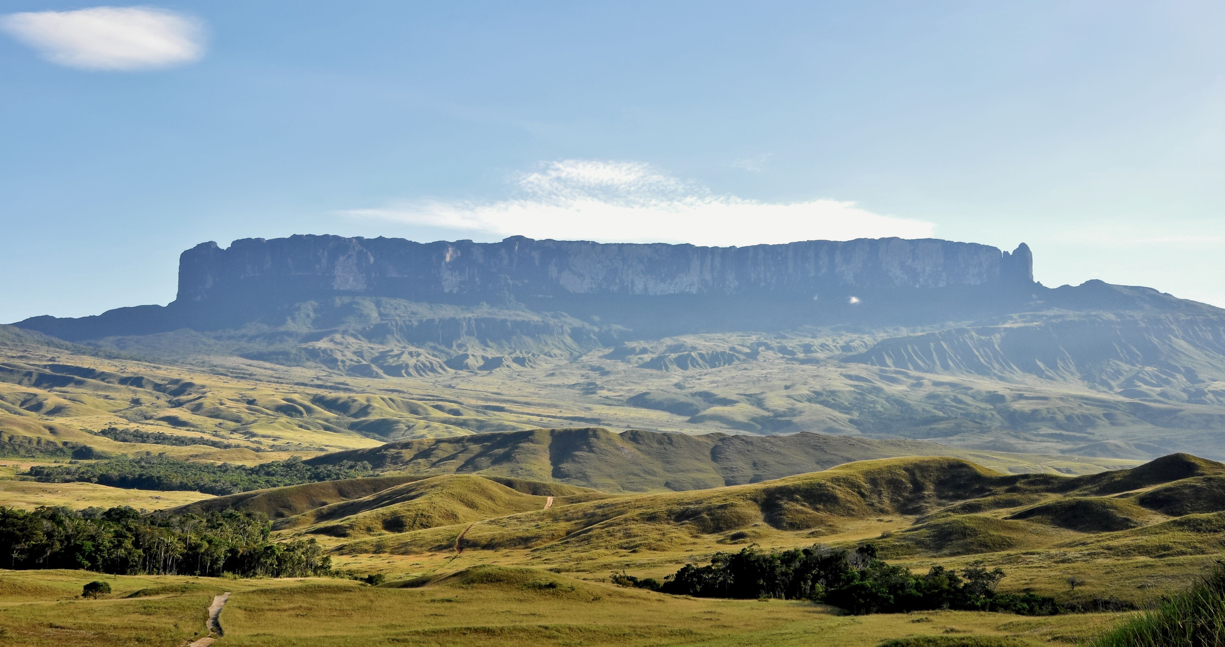 4253x2246 Mount Roraima