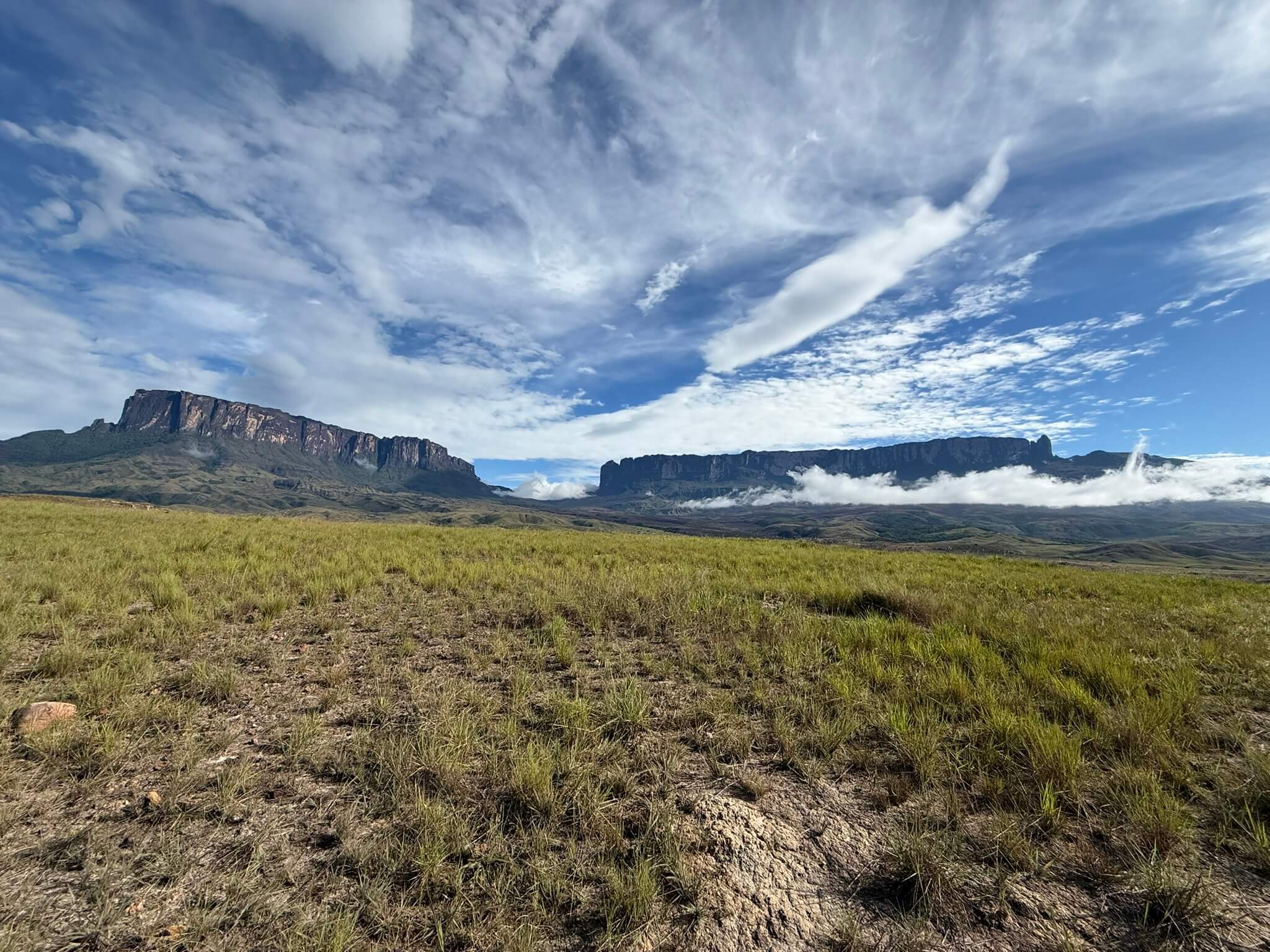 2048x1536 Mount Roraima Trek Guide