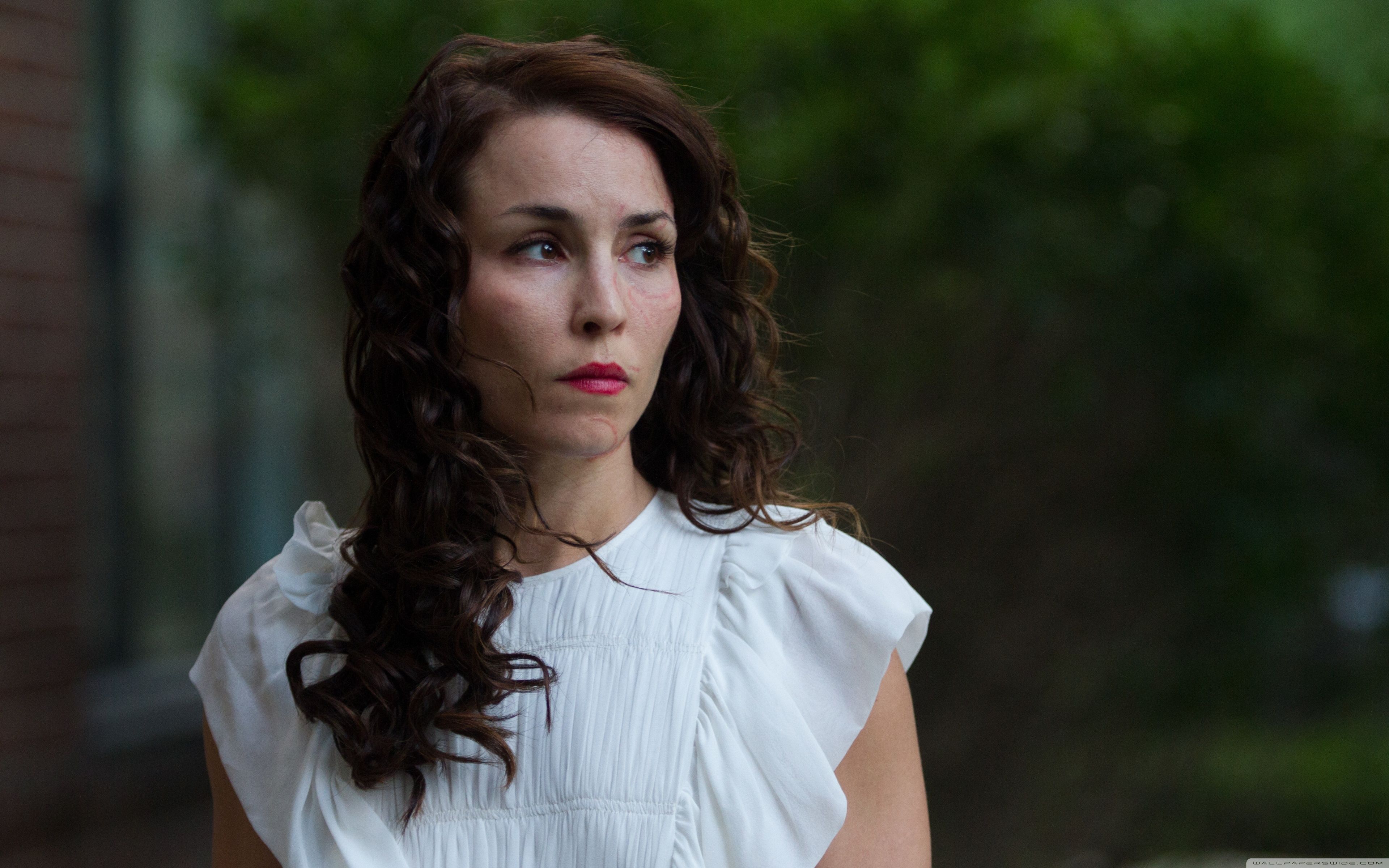 3840x2400 Noomi Rapace 4K UHD Wallpaper for UltraHD Desktop and TV : Widescreen and UltraWide Display