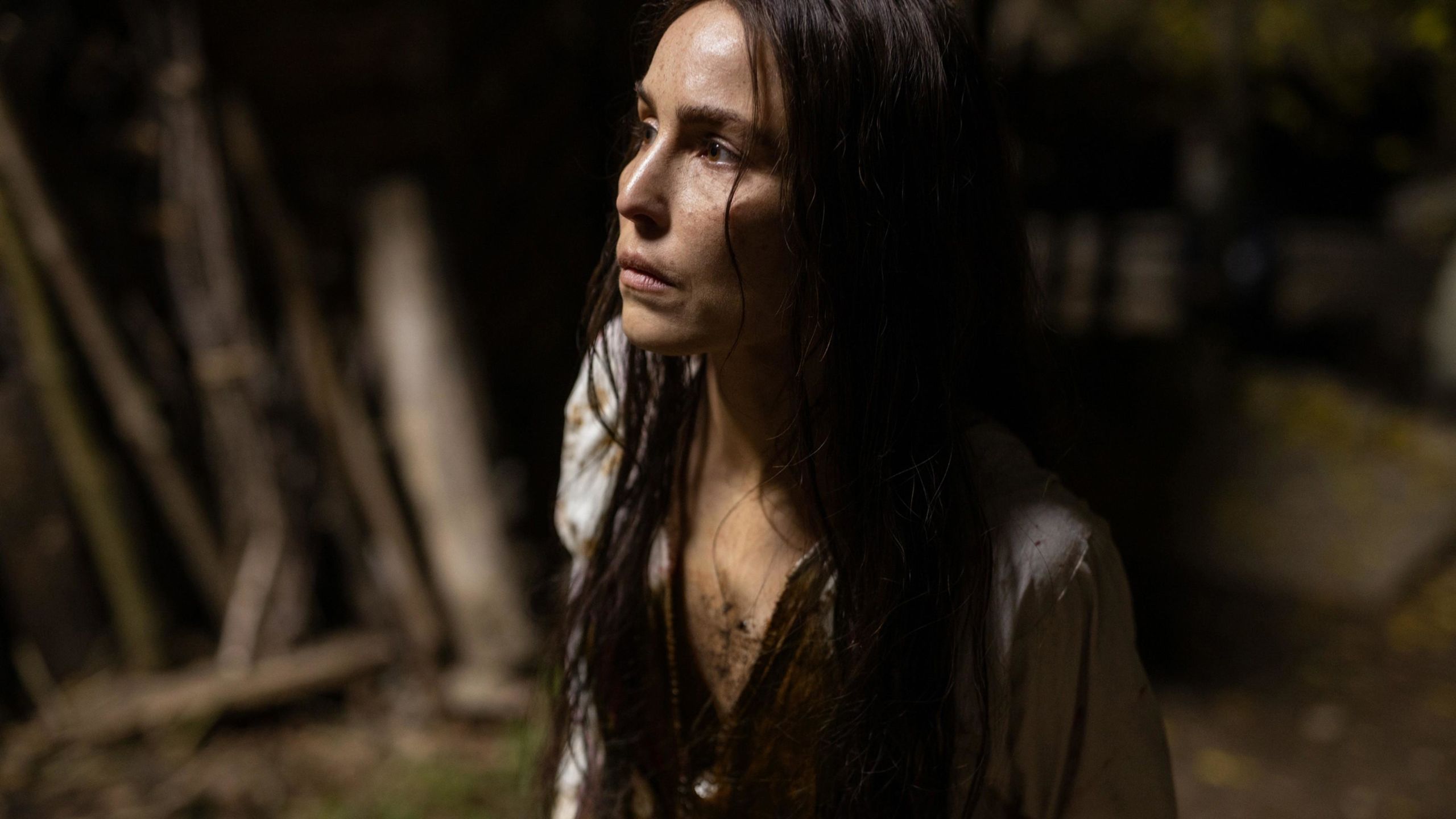 2560x1440 Noomi Rapace HD You Won't Be Alone Wallpaper
