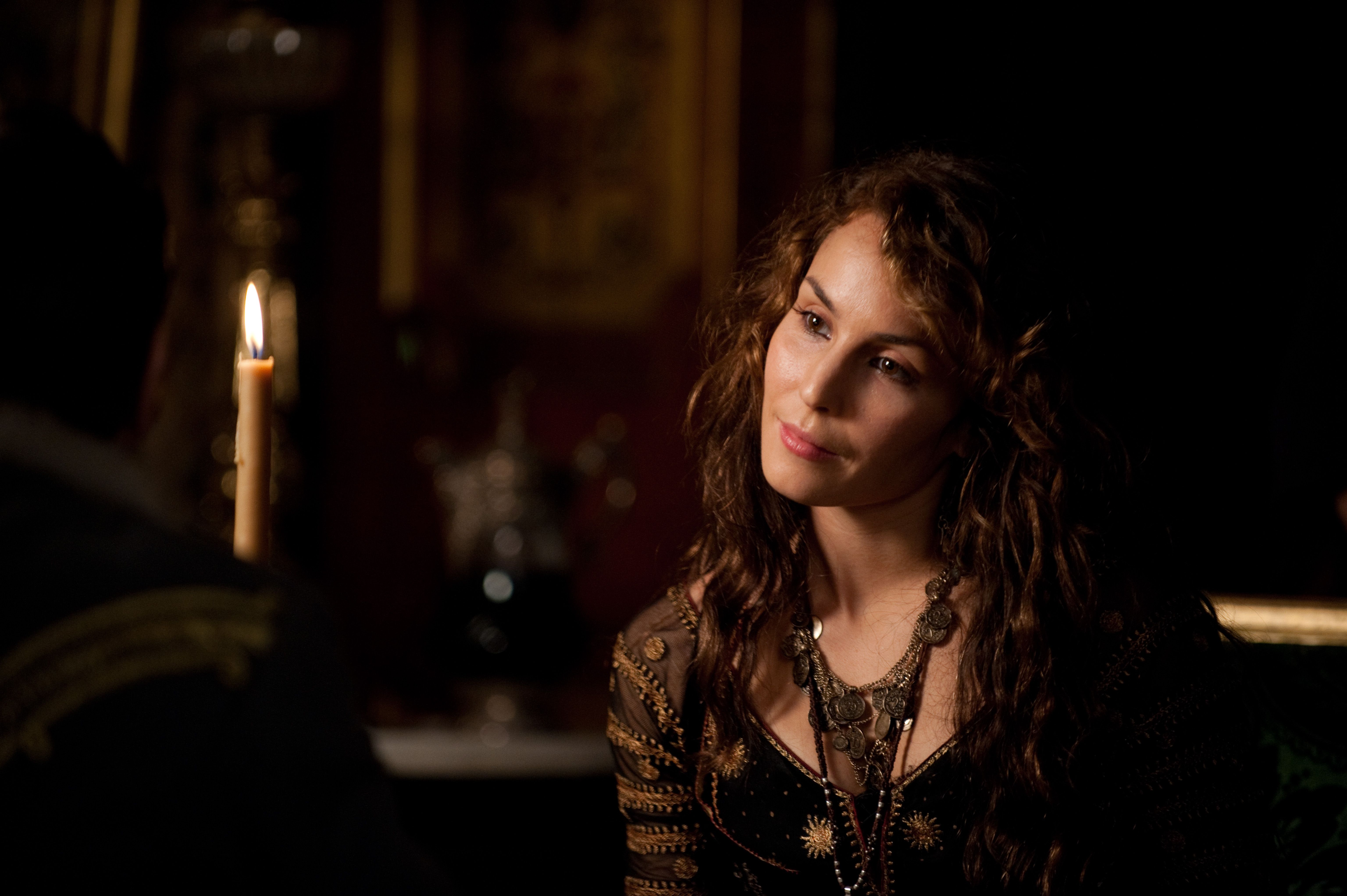 6144x4088 Noomi Rapace