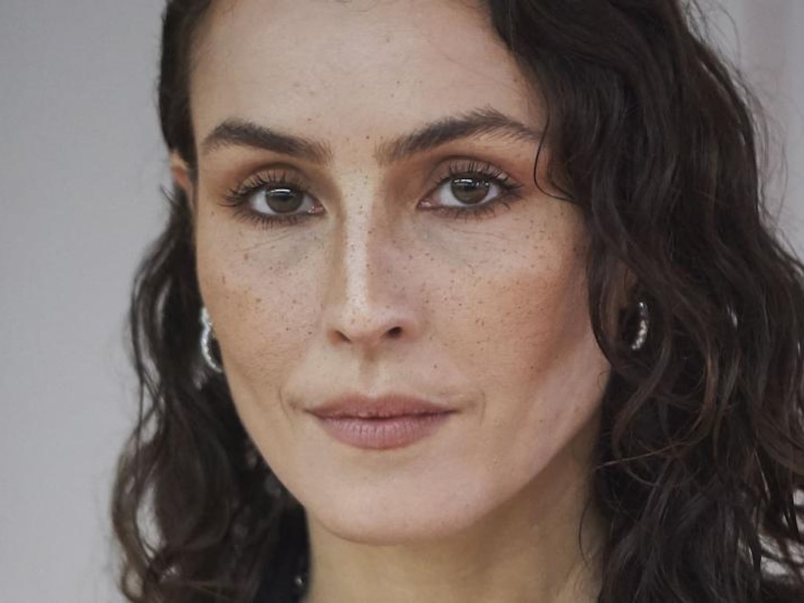 1600x1200 Noomi Rapace: 'I've always revolted against cuteness and the need to be likable'