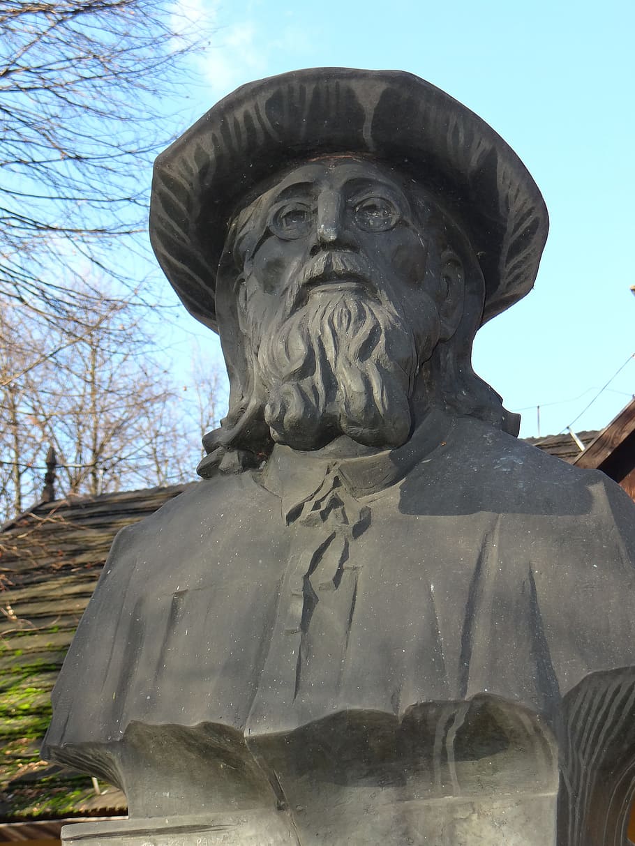 910x1213 HD wallpaper: jan matejko, krzesławice, monument, bust, face, architecture