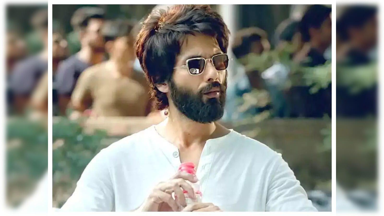 1600x900 Shahid Kapoor Kabir Singh Movie Bullet Image Kabir Singh Bullet In Movie Kabir Singh Bullet 350 Arjun Reddy Royal Enfield Model Bullet Bike