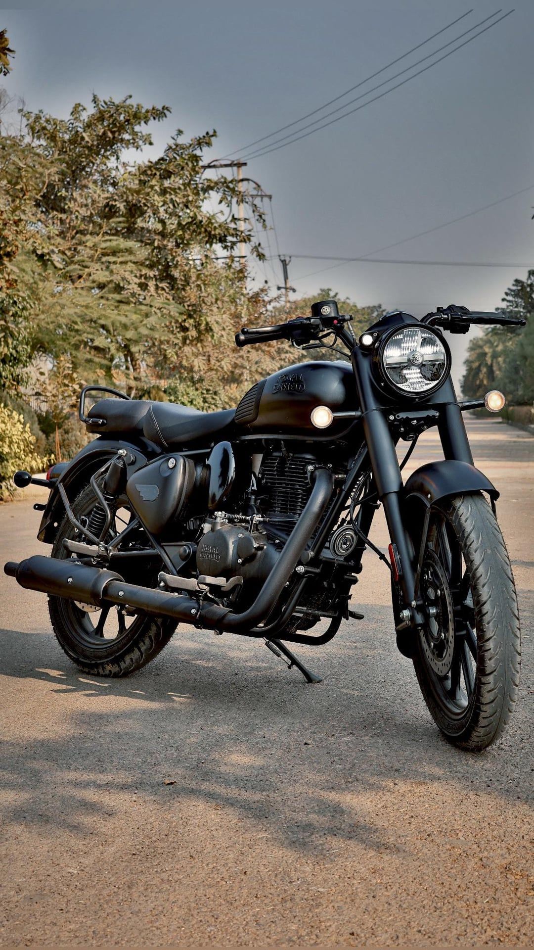 1080x1920 Full HD Black Royal Enfield Wallpaper Royal Enfield Stealth Black 350cc Royal Enfield Bs6