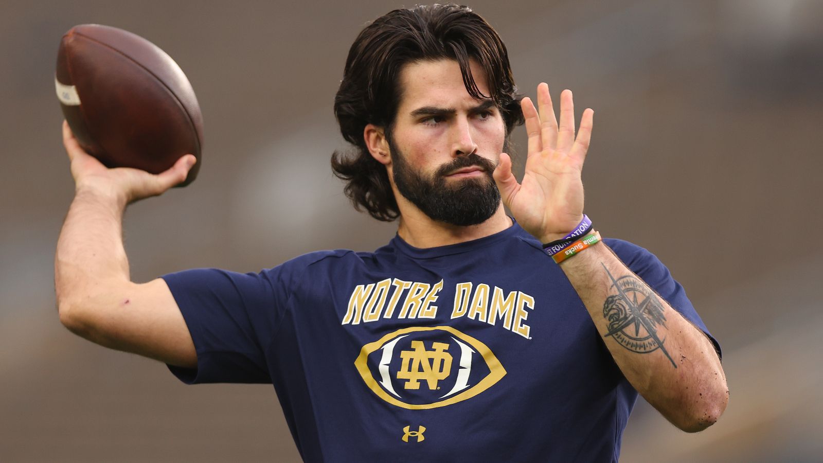 1600x900 Sam Hartman Looks Unrecognizable After Bye Week Change