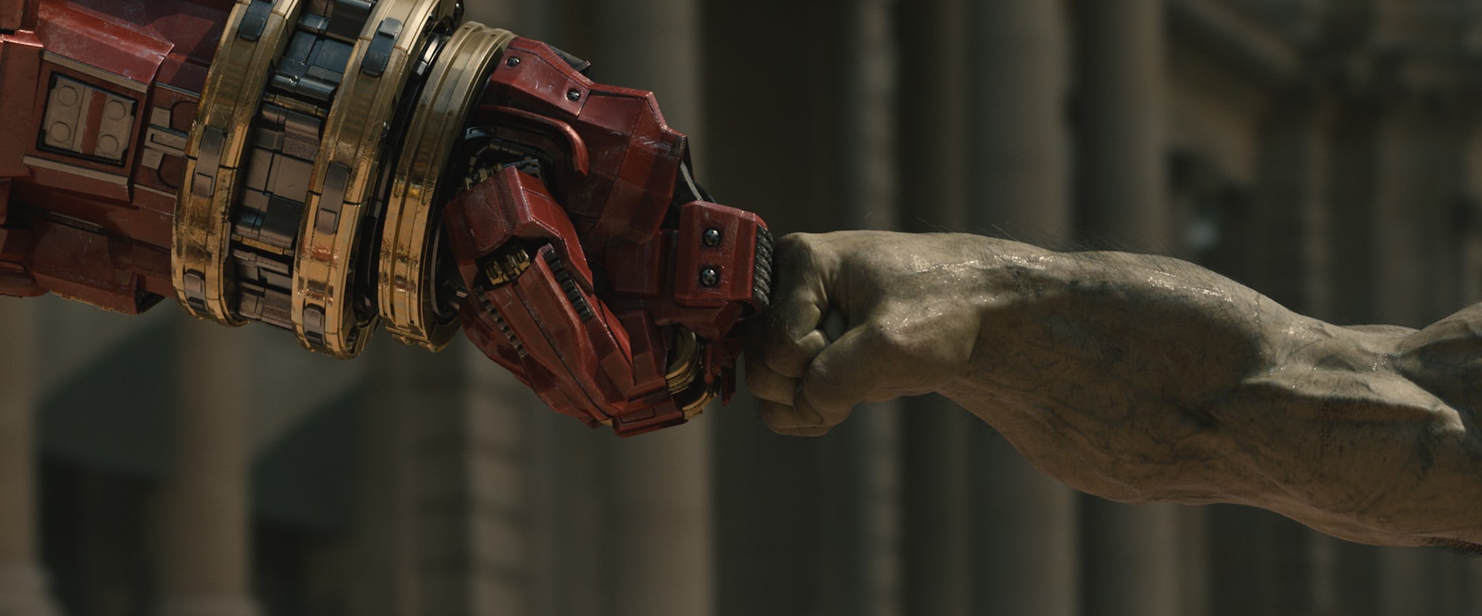 2158x898 Hulk and Iron Man fist bump HD wallpaper