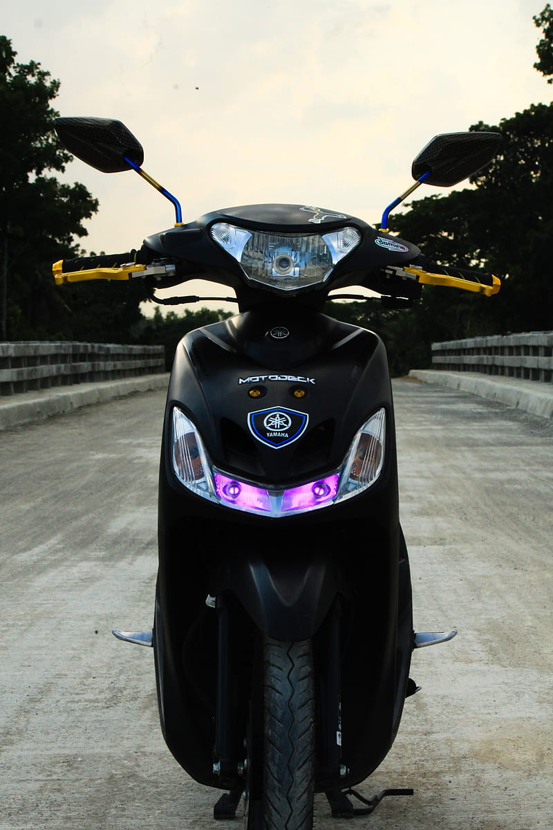 800x1200 HD yamaha mio wallpaper