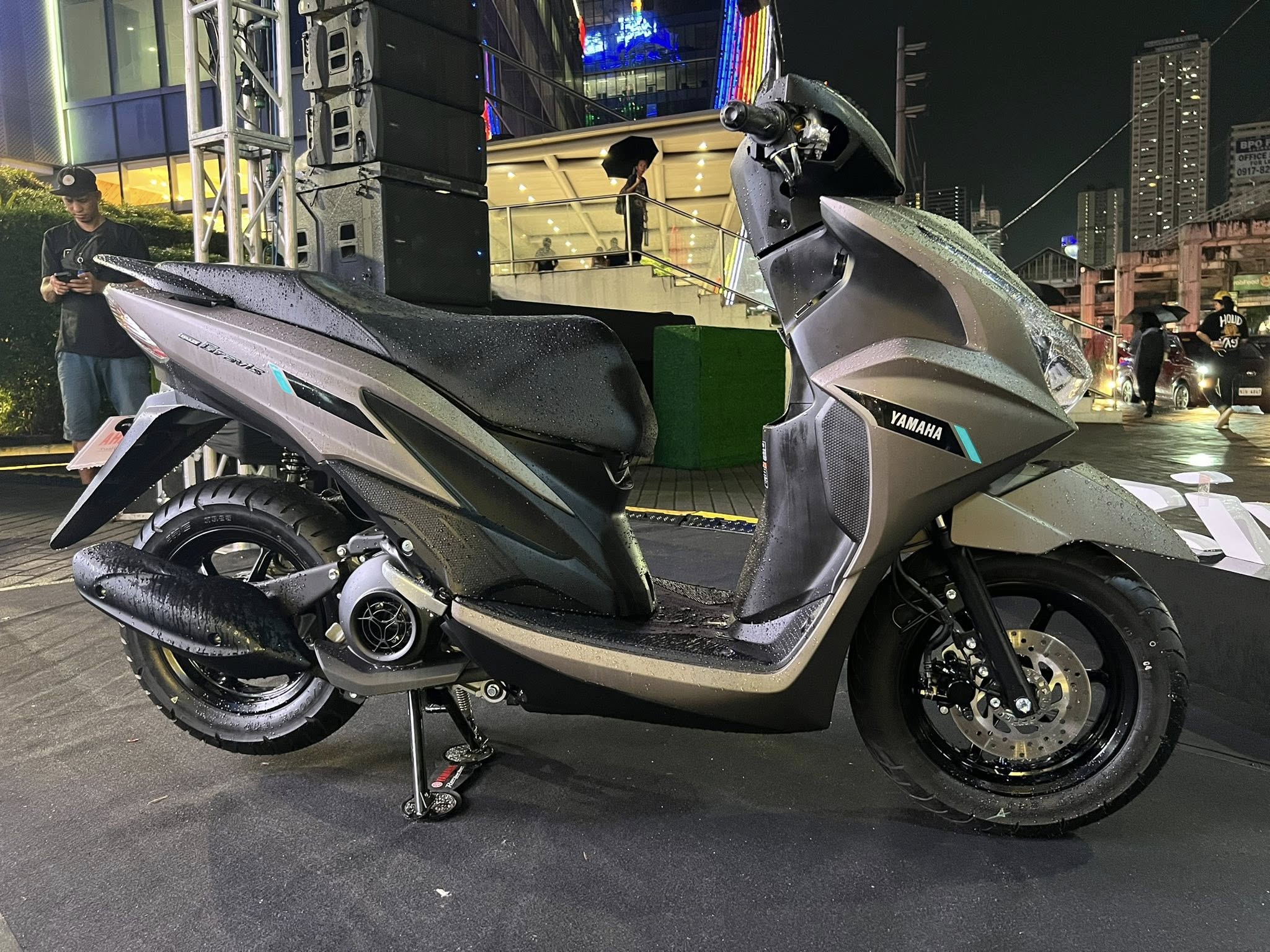 2048x1536 Yamaha Mio Gravis! The Sensible Choice! Racing Line TV