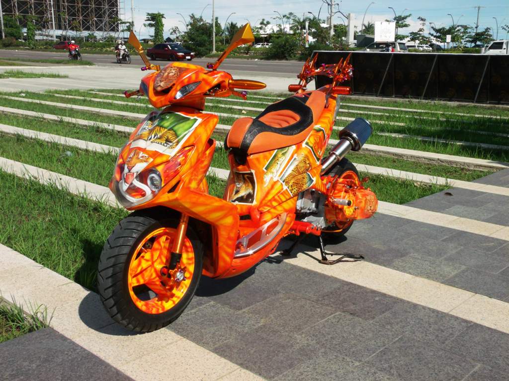 1024x768 InsideRACING Simba : Yamaha Mio MX 125 Show Scoot