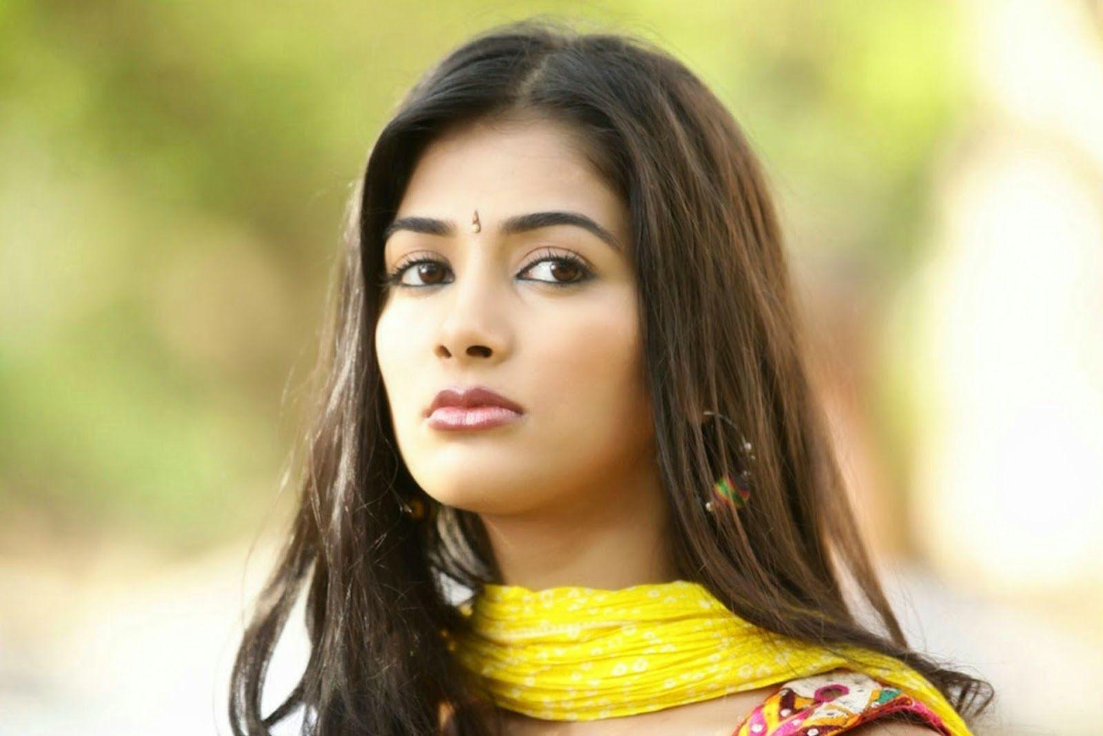 1600x1067 Pooja Hegde Wallpaper .