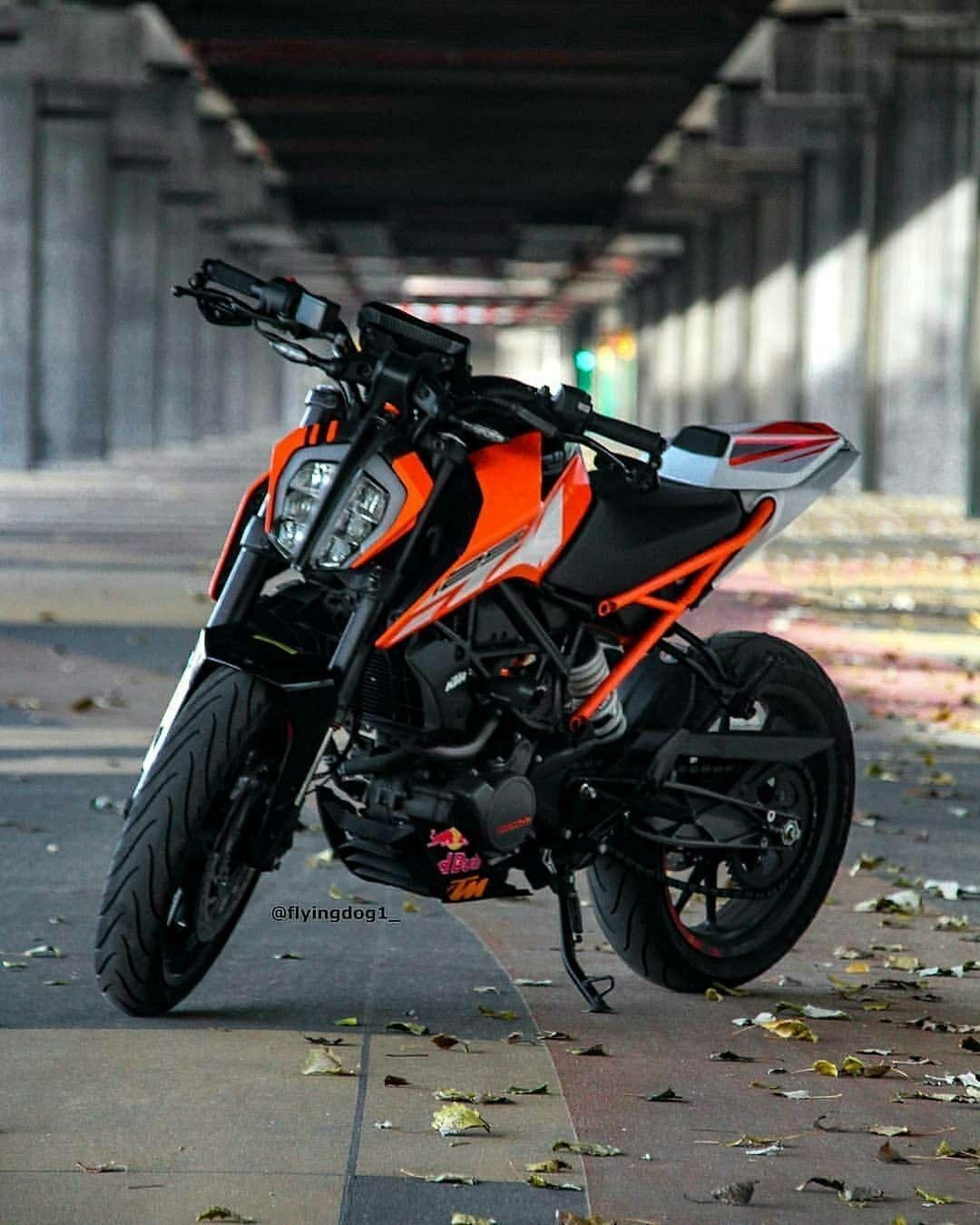 KTM Duke 125 Wallpaper