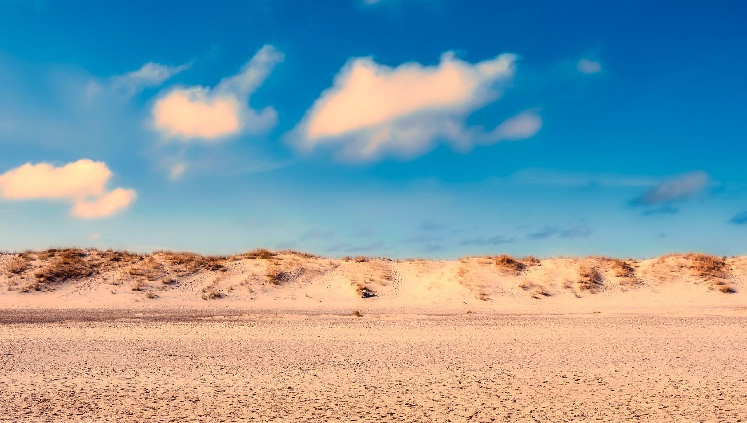 2560x1453 Desert Dune Tract Wallpaper · HD .