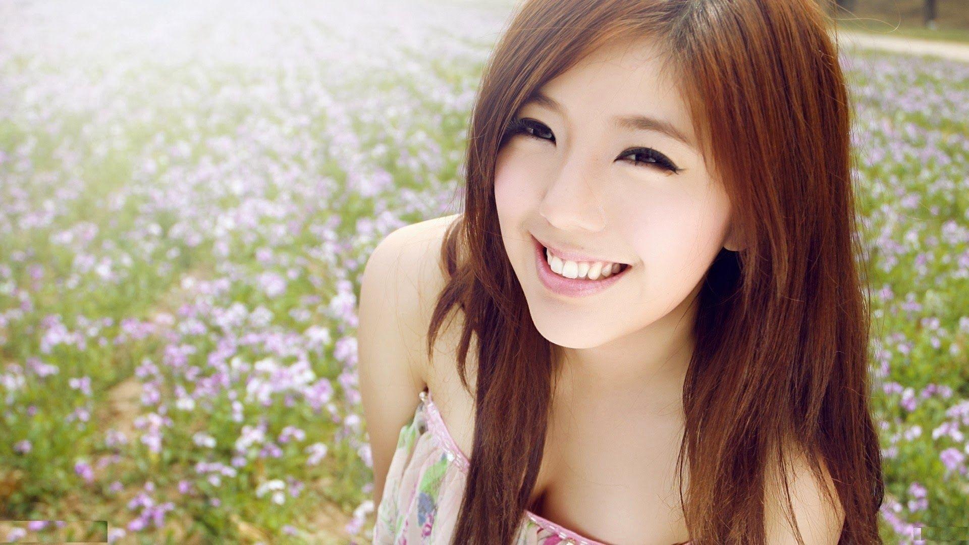 1920x1080 Eastern Women