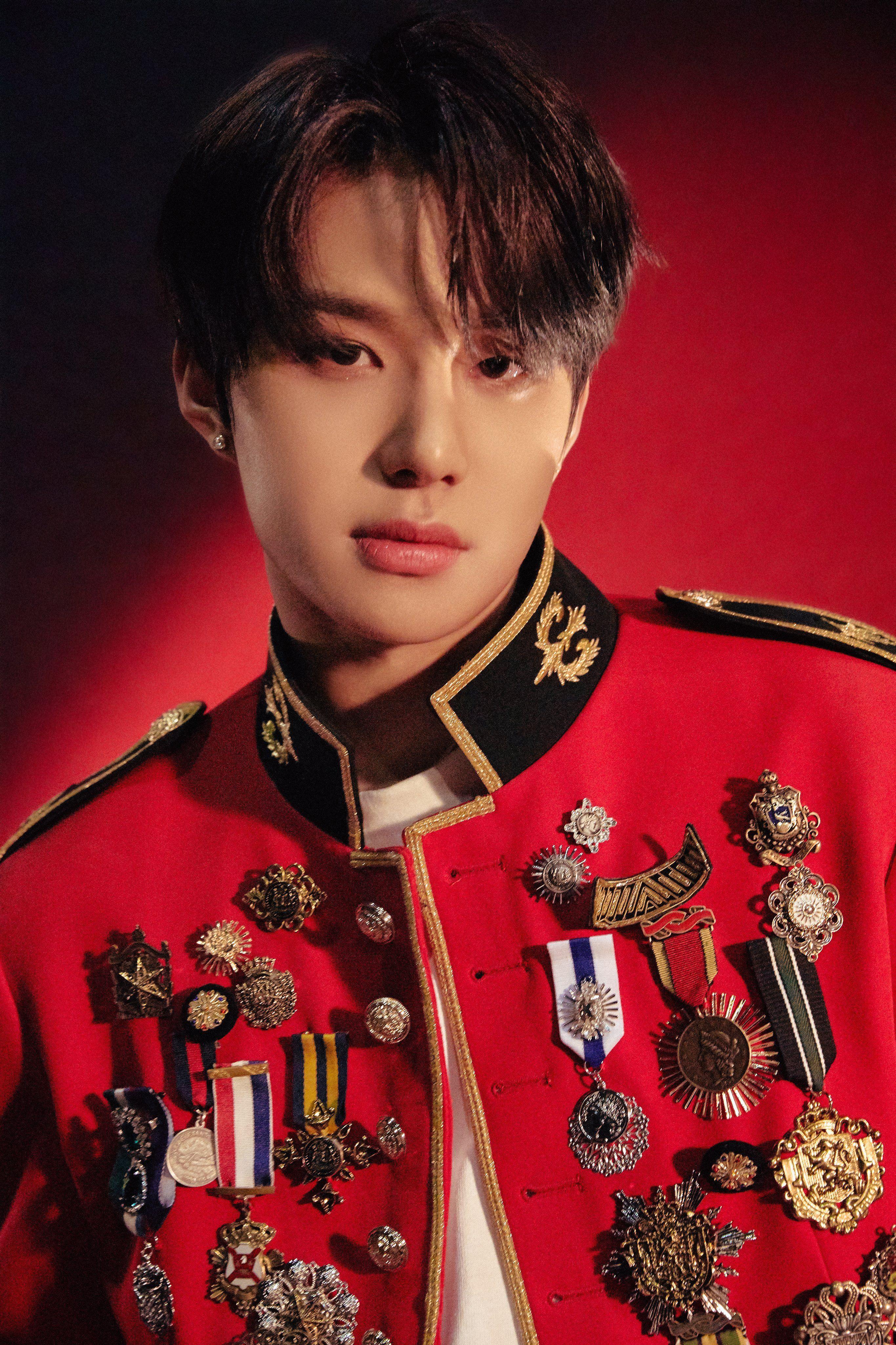2731x4096 NCT 127 Punch