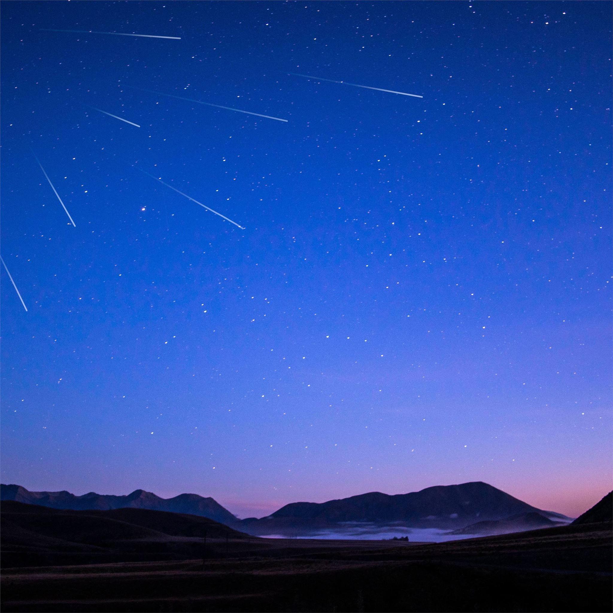 2048x2048 stars mountains under blue sky 5k iPad .