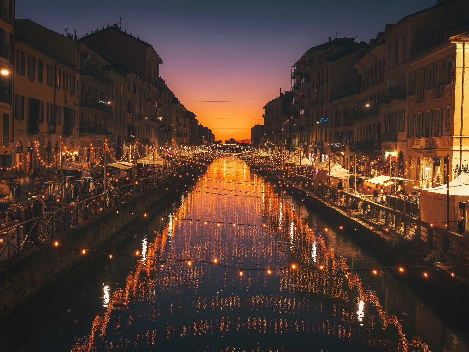 1920x1440 Wallpaper Milan, Italy, Night, River .best