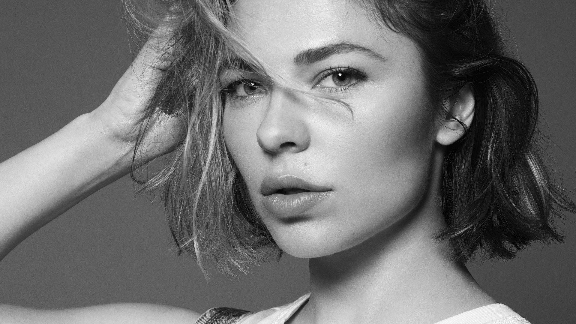 1920x1080 Nina Kraviz