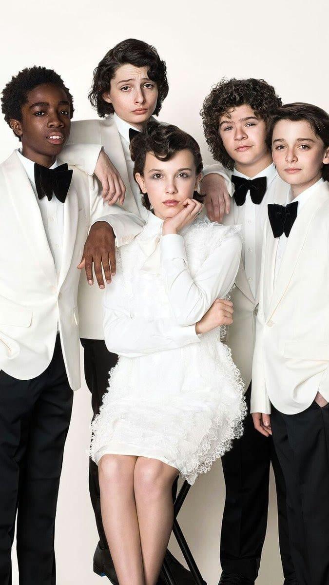 675x1200 stranger things Lockscreen Wallpaper .