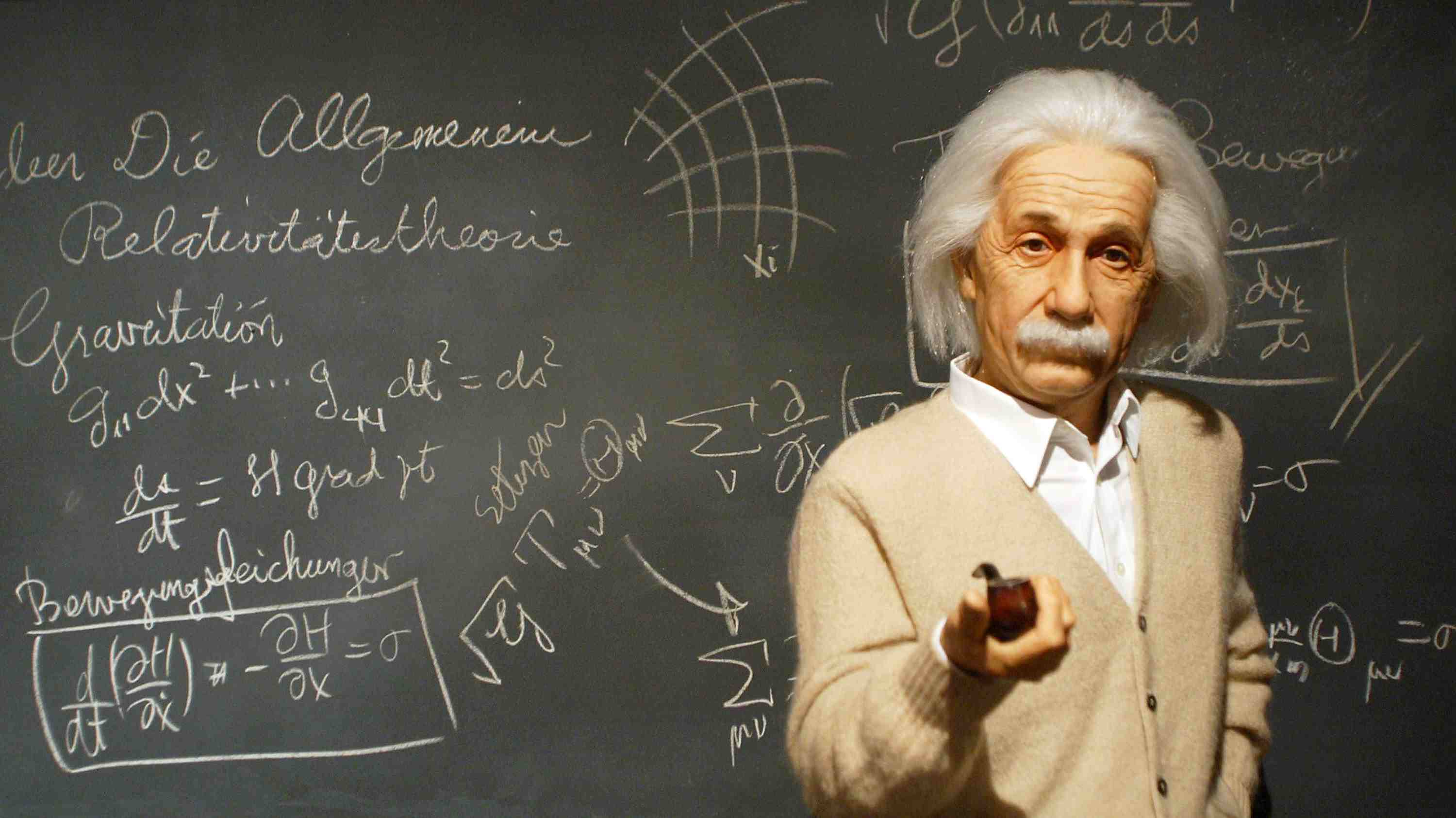 3000x1685 Albert Einstein