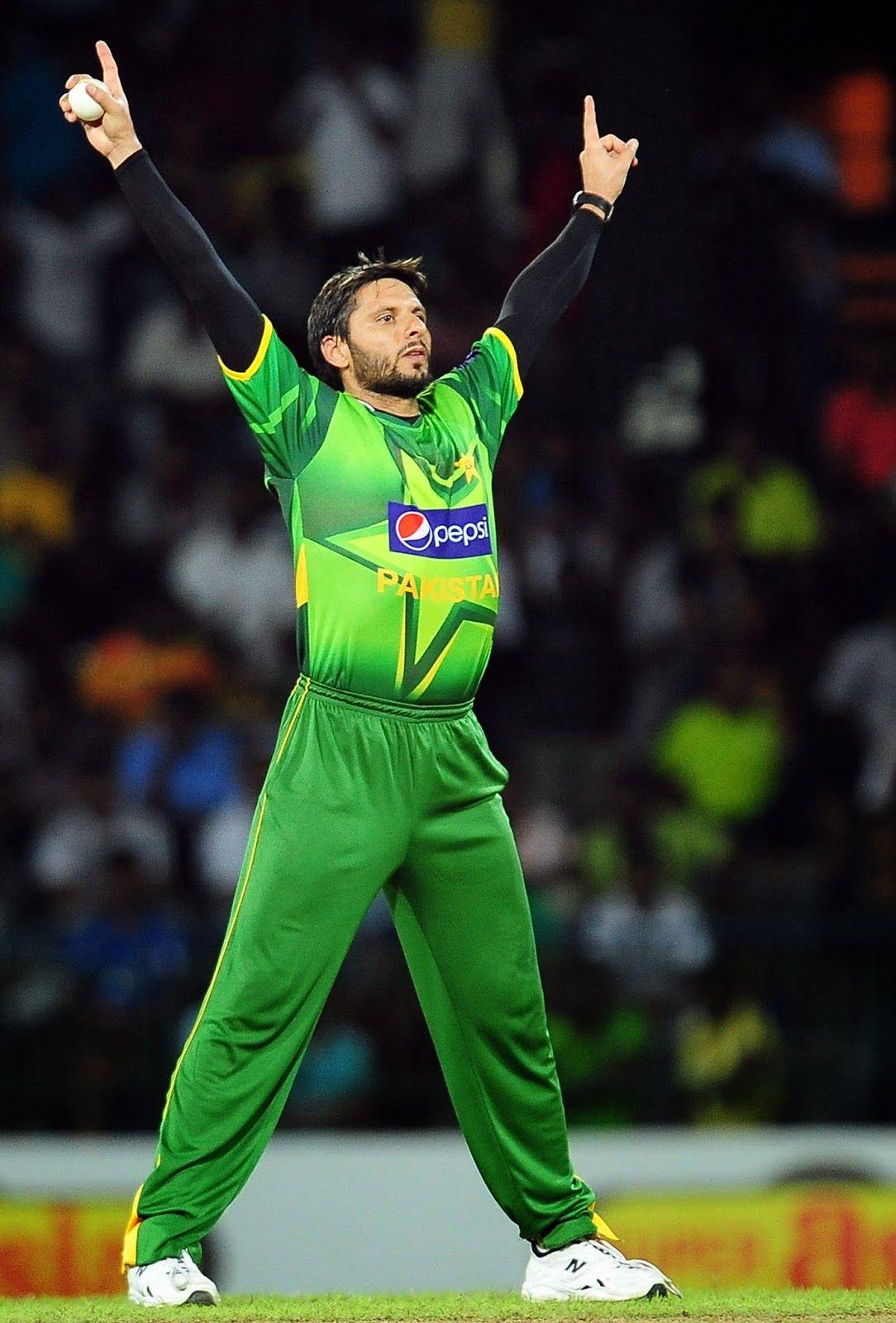 1084x1600 Shahid Afridi Fantastic .