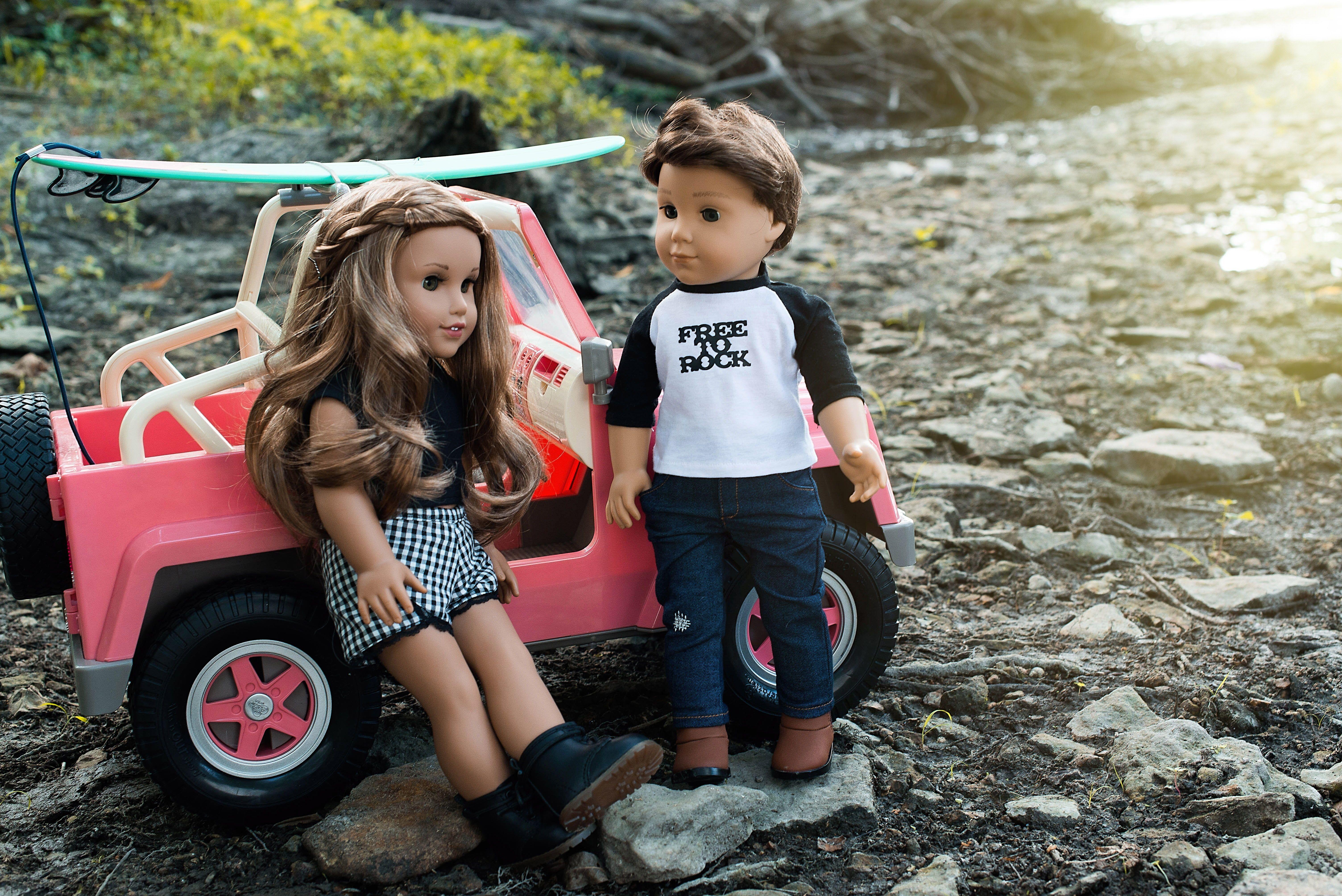 6016x4016 Cute doll photo of Lea and Logan .com