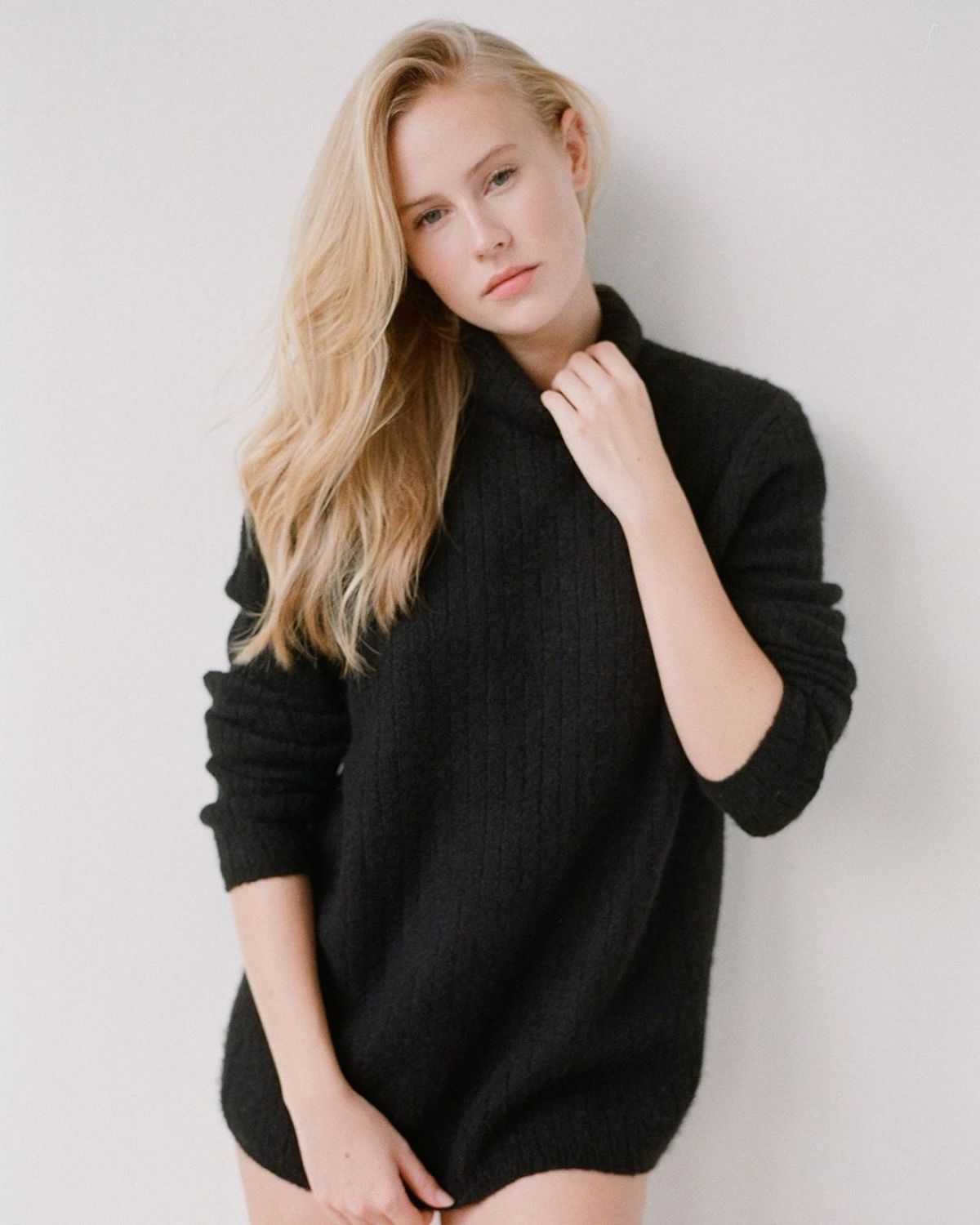 1200x1500 Danika Yarosh Wallpaper