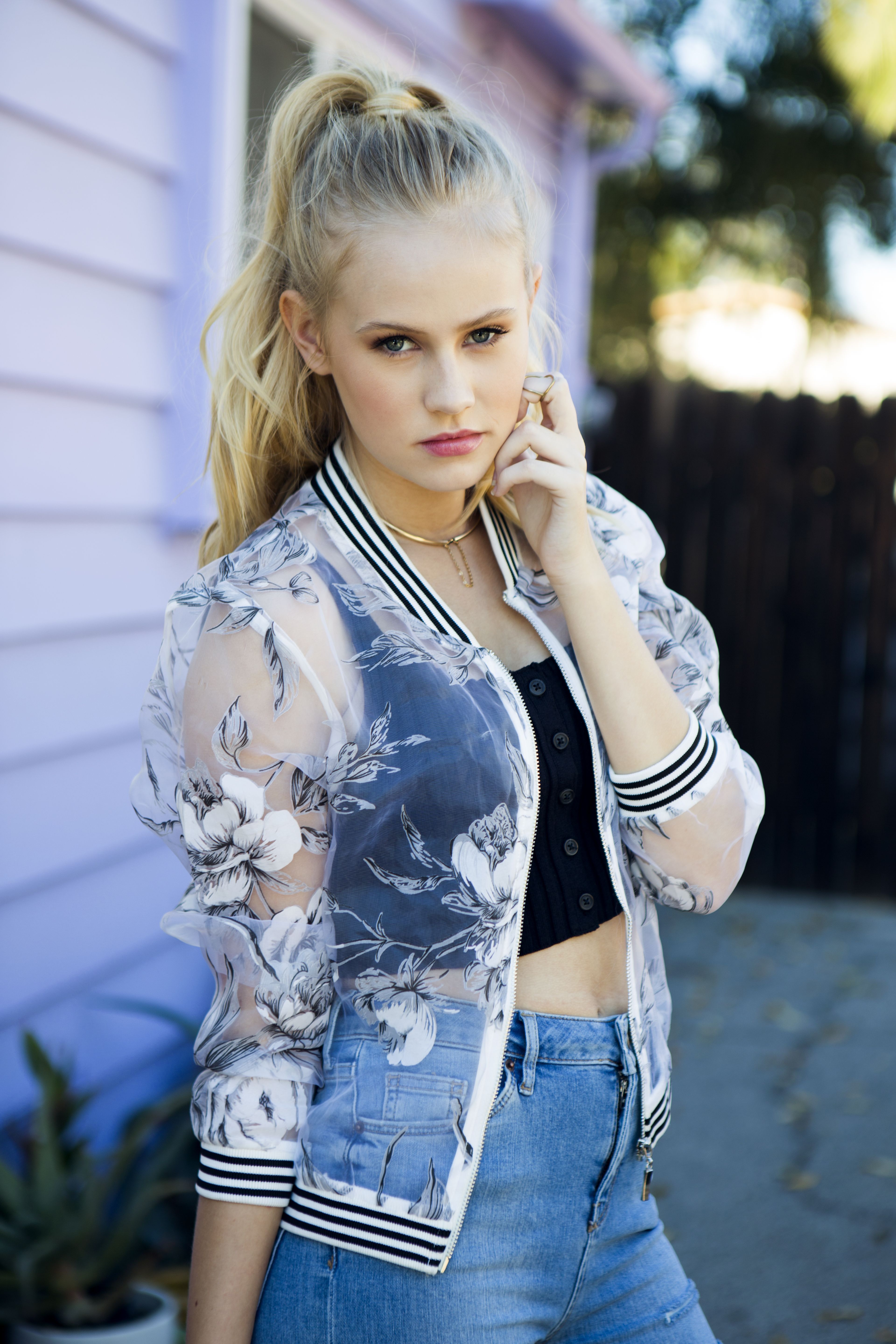 3840x5760 Danika Yarosh