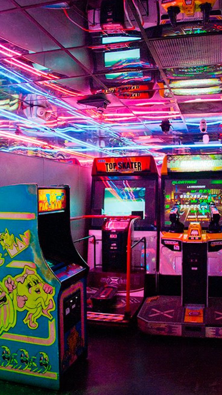 736x1309 Arcade Core Wallpaper