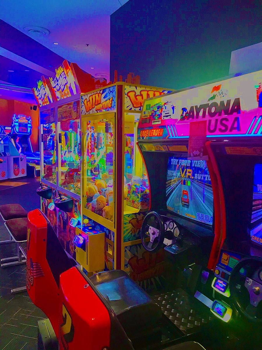 900x1200 Arcade Core Wallpaper