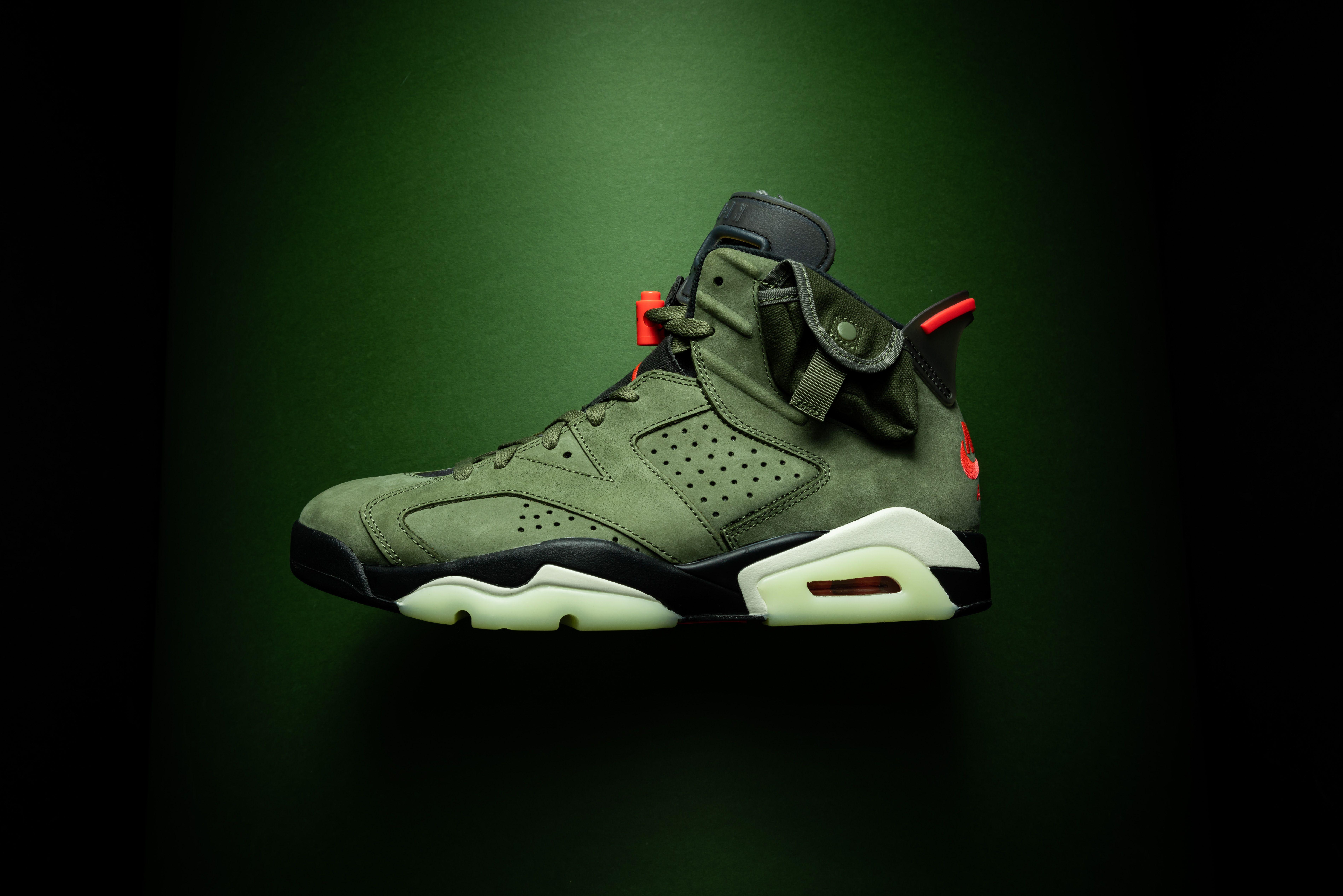 travis scott jordan 6 wallpaper