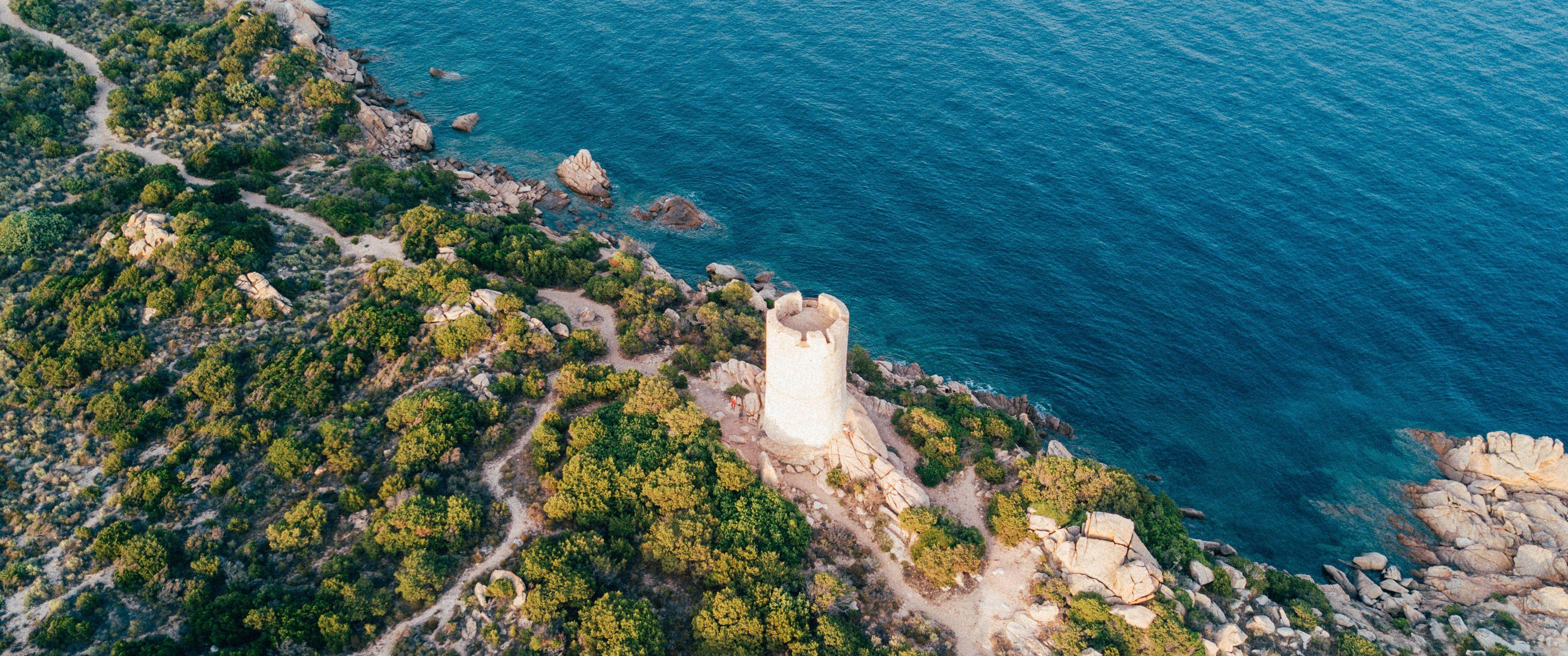3440x1440 Castle on the Water 21:9 Wallpaper .