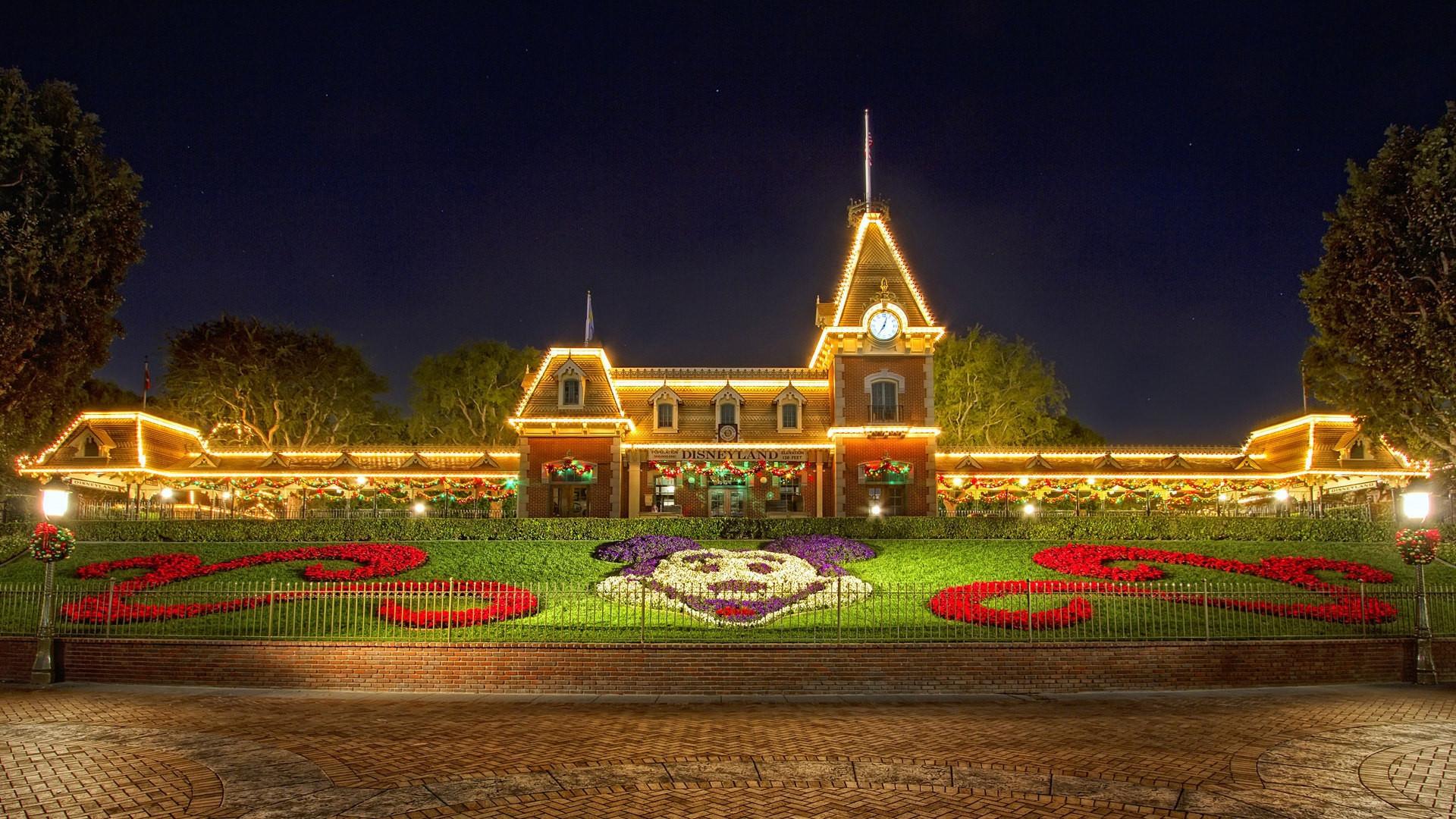 1920x1080 Christmas at Disneyland HD wallpaper. HD Latest Wallpaper
