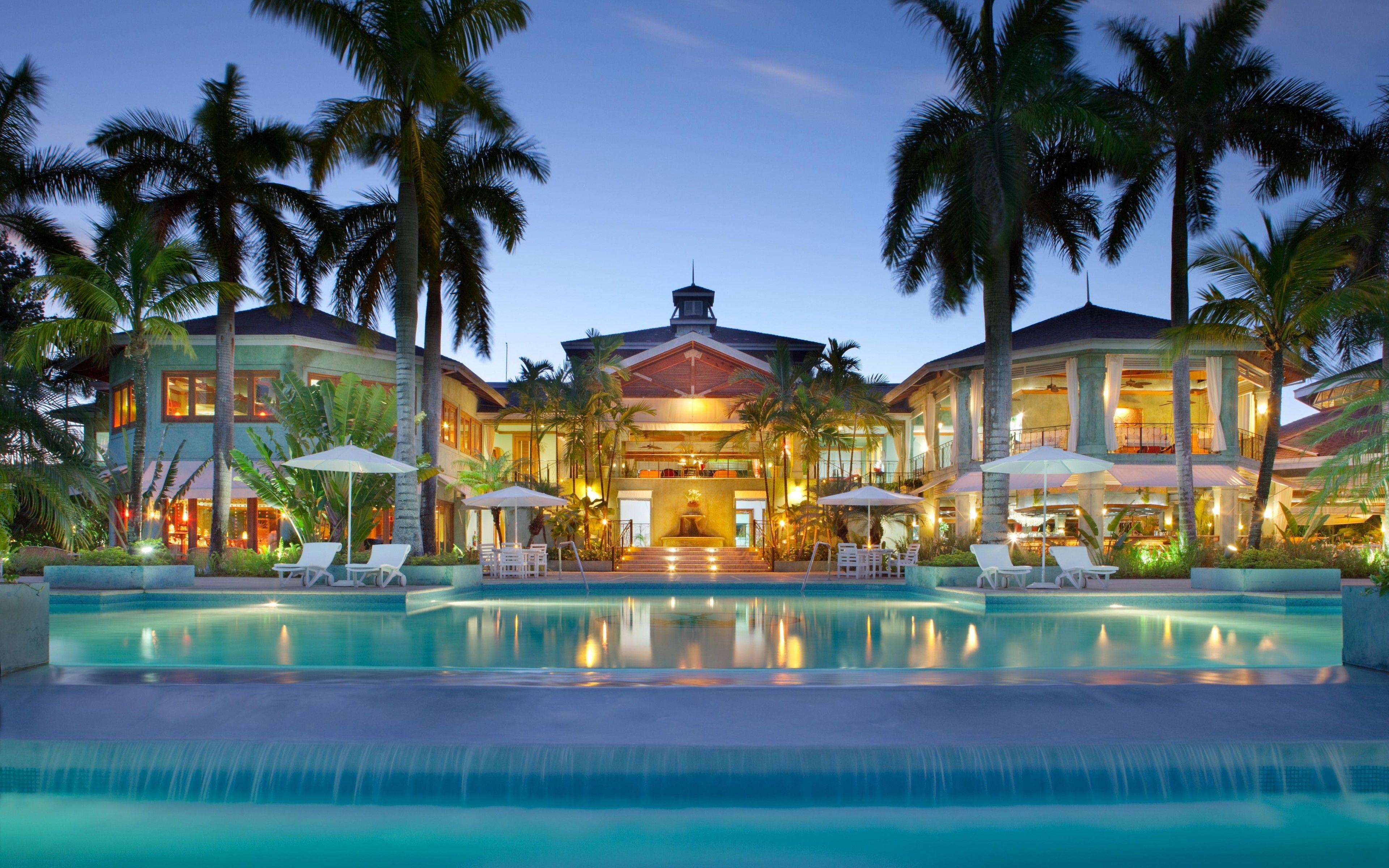 3840x2400 Negril Jamaica Resorts .