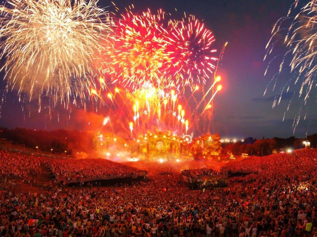 1024x768 Tomorrowland HD Wallpaper