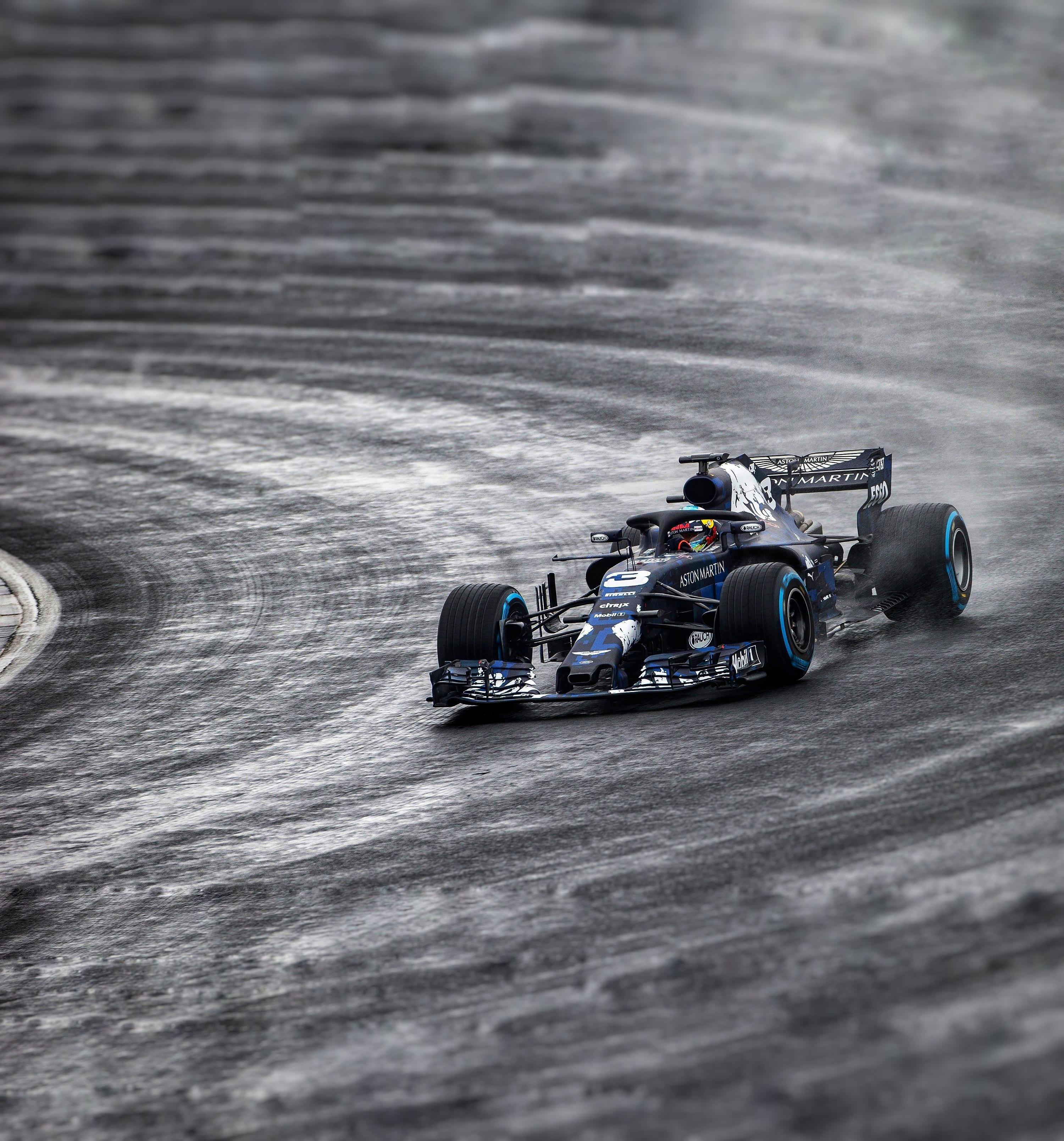 3000x3217 Formula 1 iPhone Wallpaper