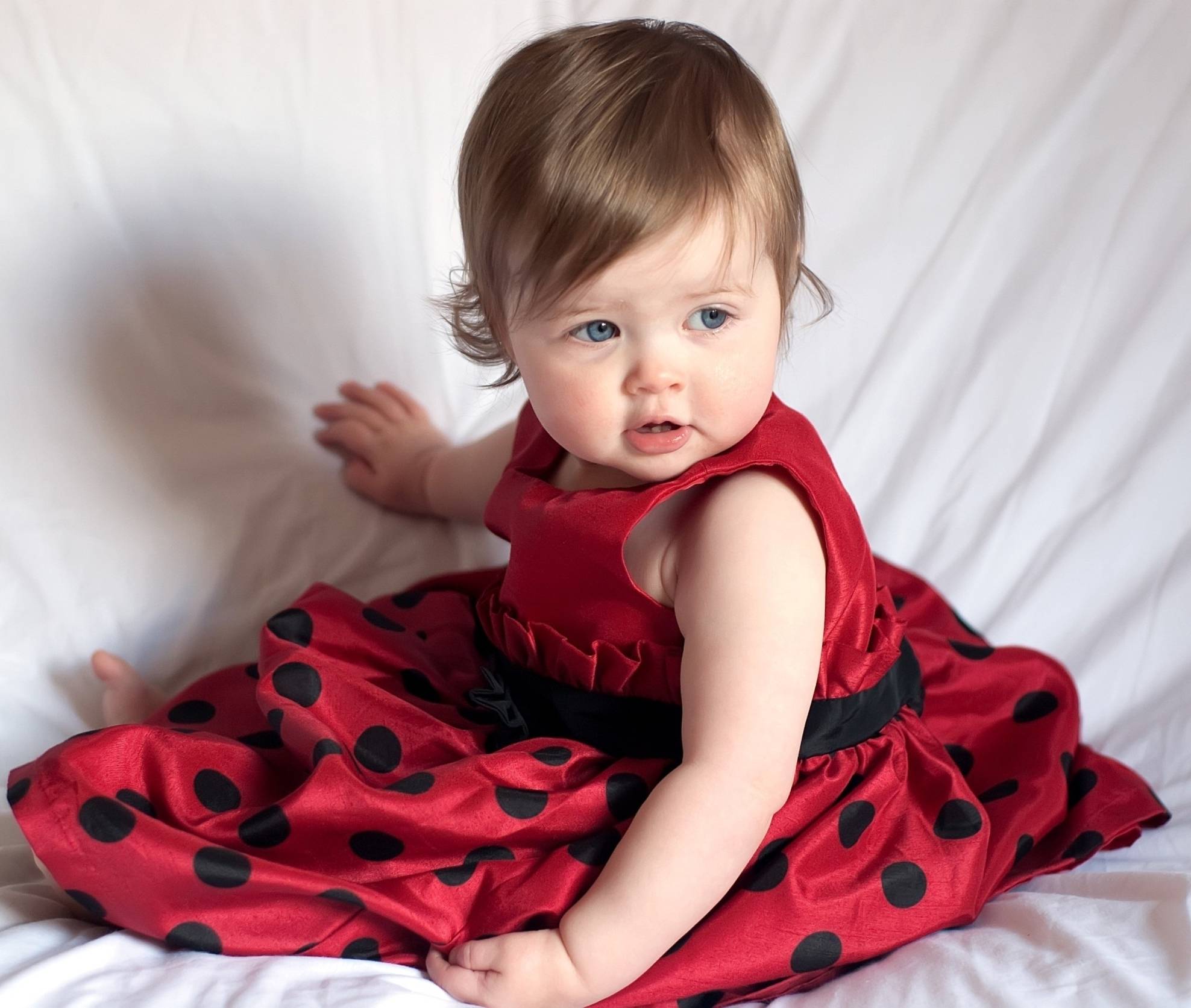 1976x1673 Cute Baby Girl