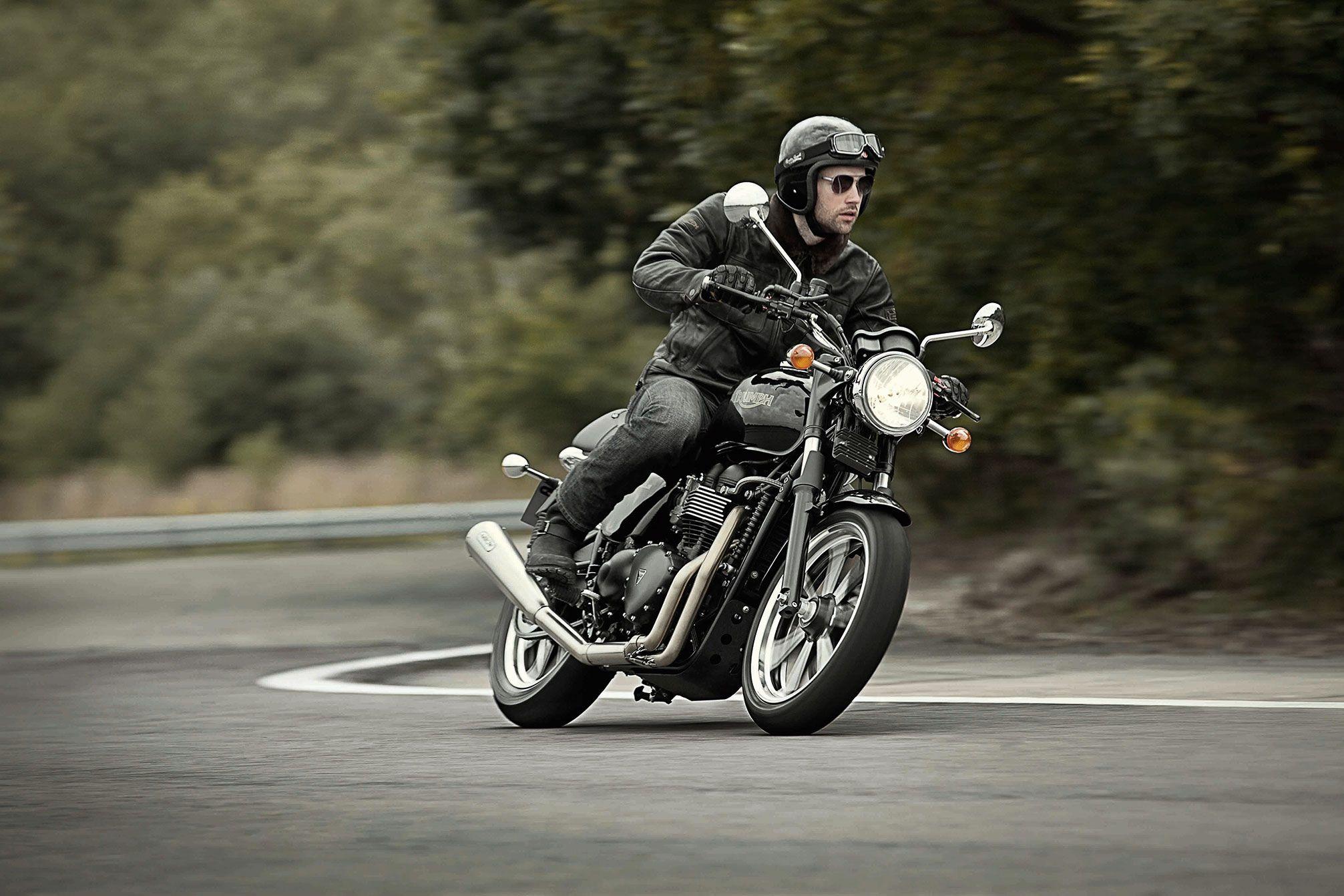 2013x1342 Triumph Bonneville HD Wallpaper : Get Free top quality Triumph