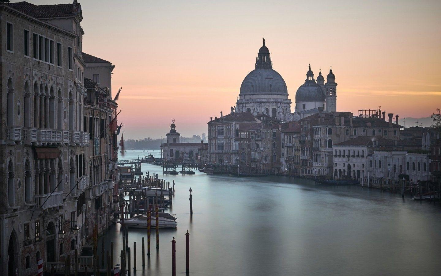 1440x900 Download 1440x900 Italy, Venice Canal .