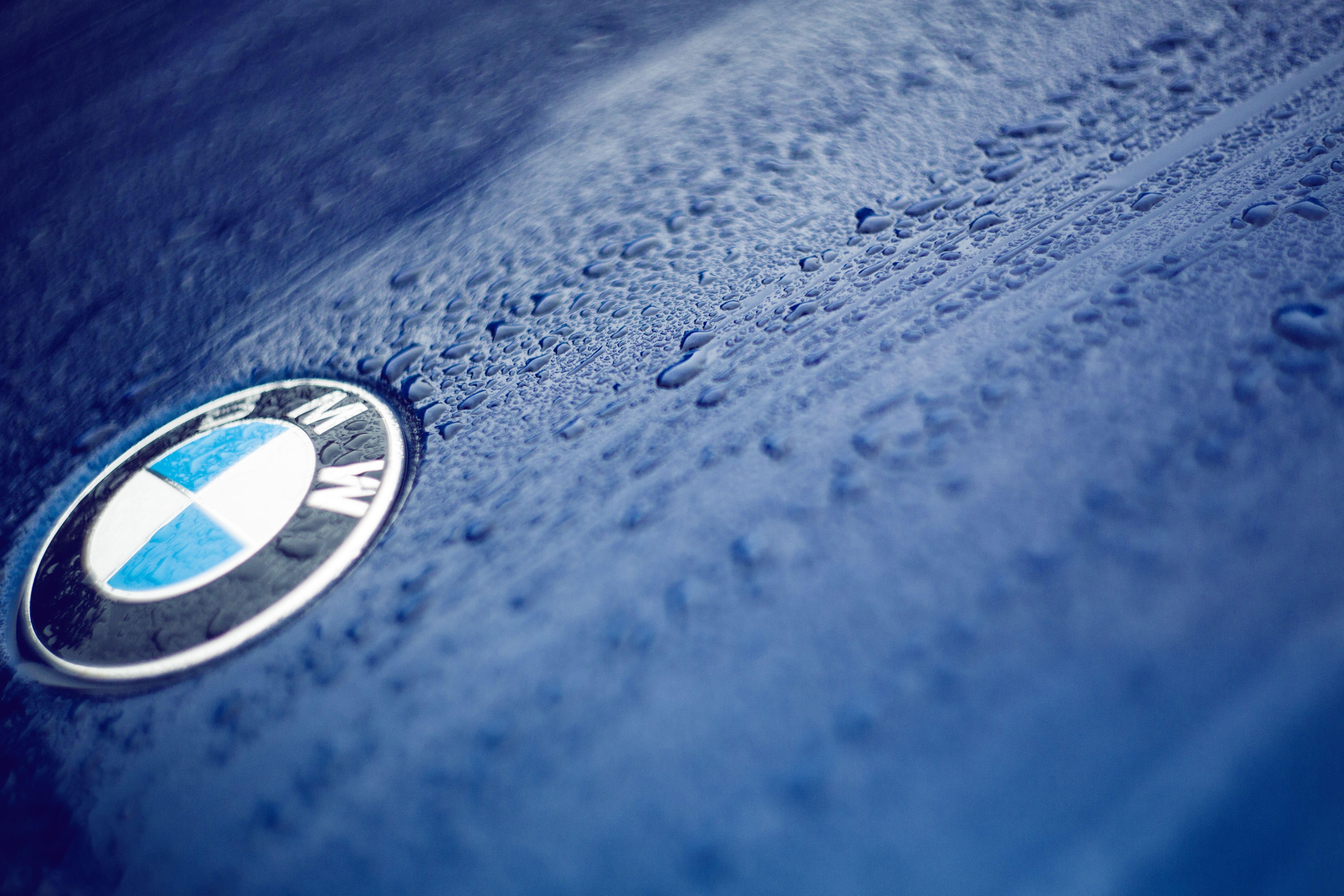 5760x3840 BMW pledges to 100% renewable power by .
