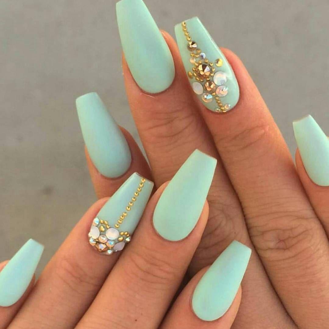 1080x1080 Beautiful Nails.