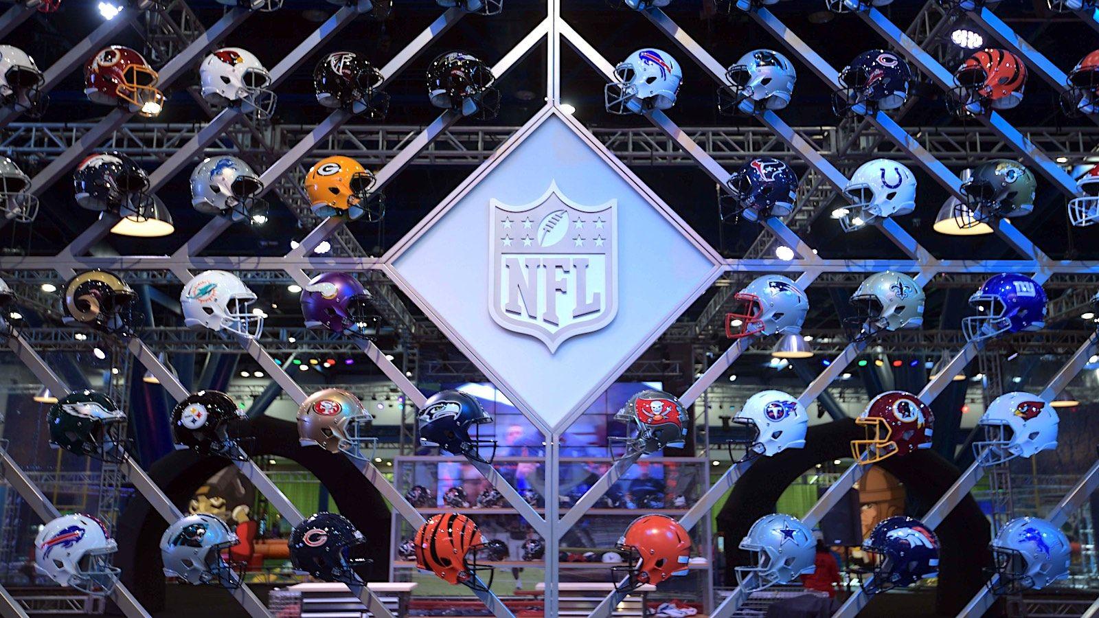 1600x900 Every NFL team's helmet design,