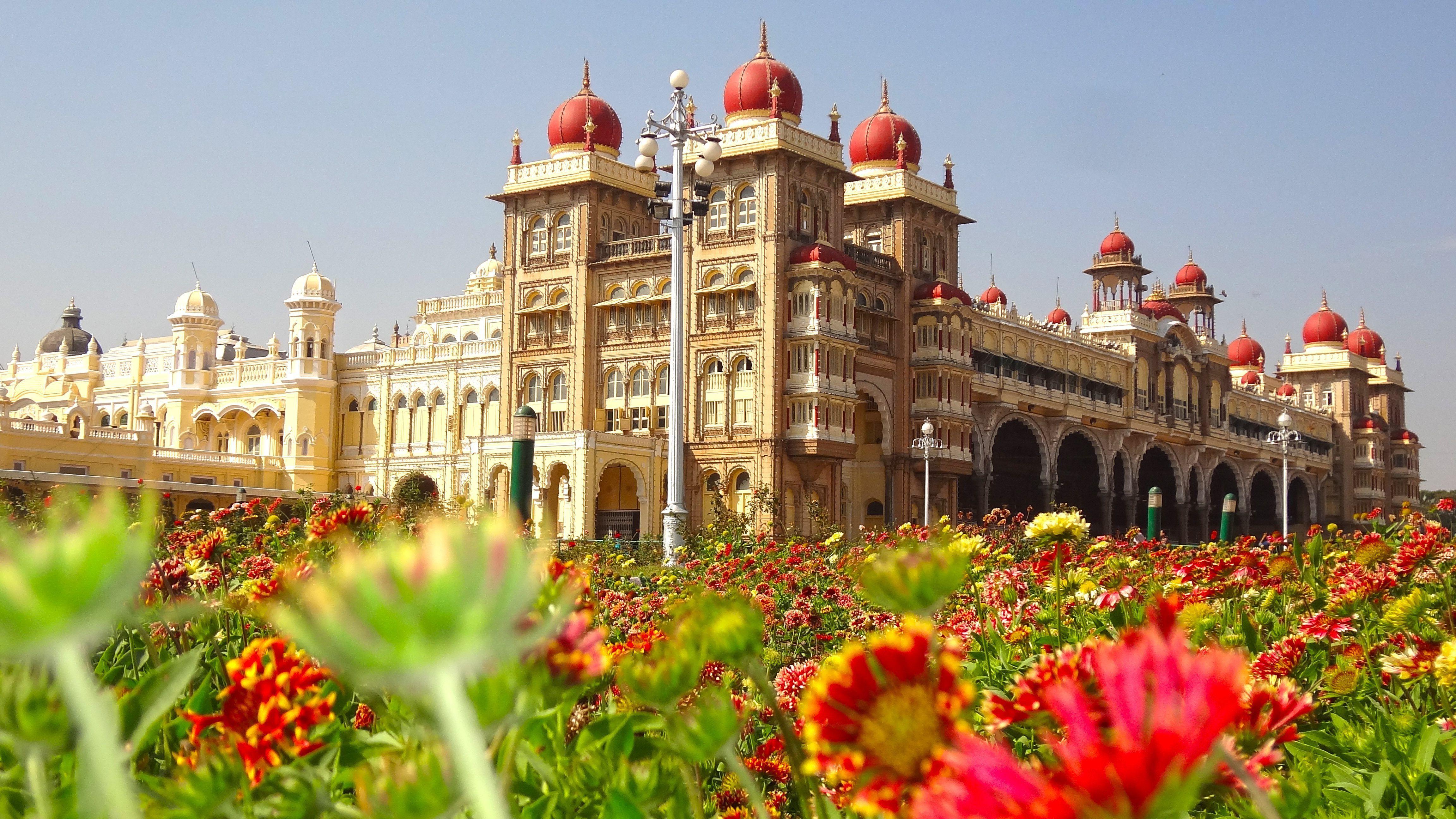 4608x2592 India Palace Wallpaper