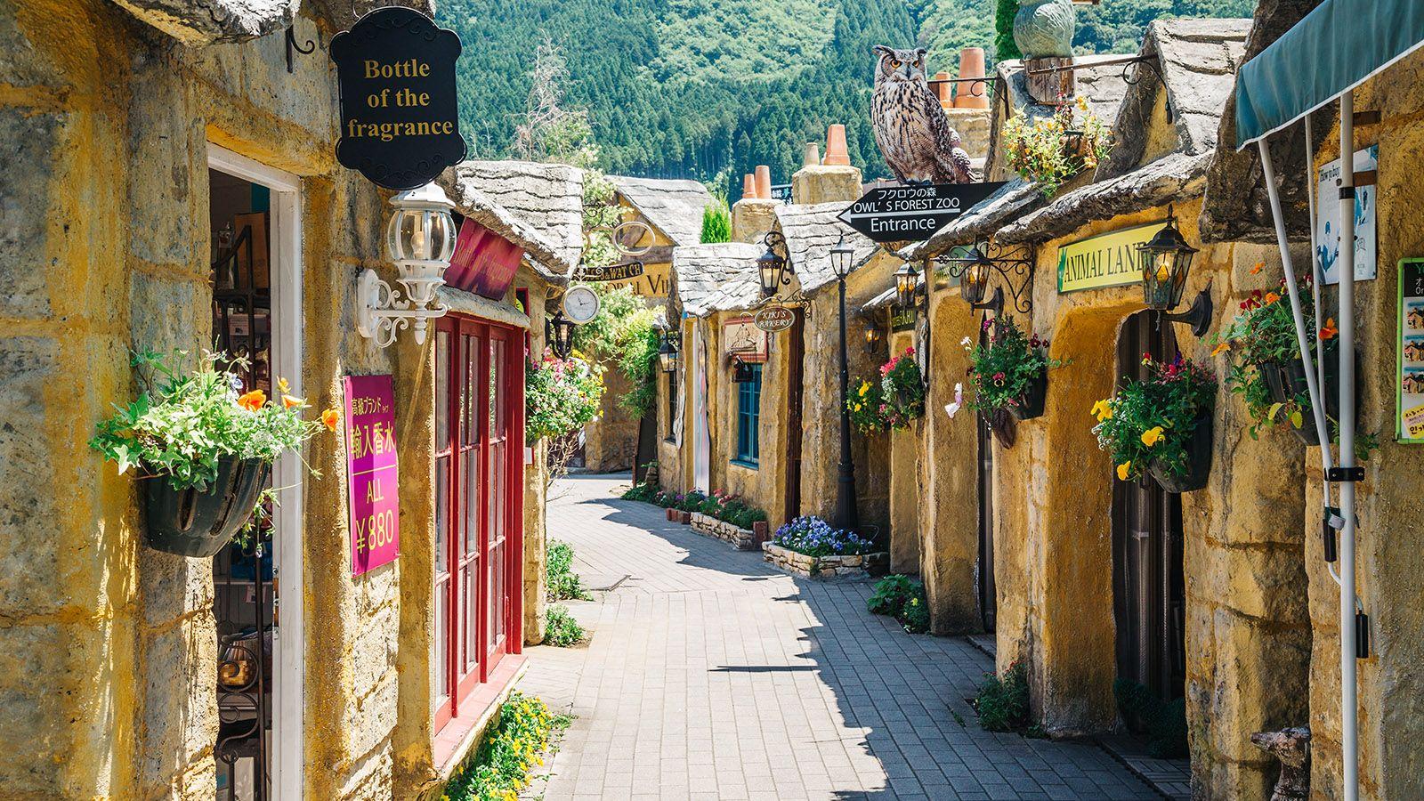 1600x900 of Asia's most beautiful towns