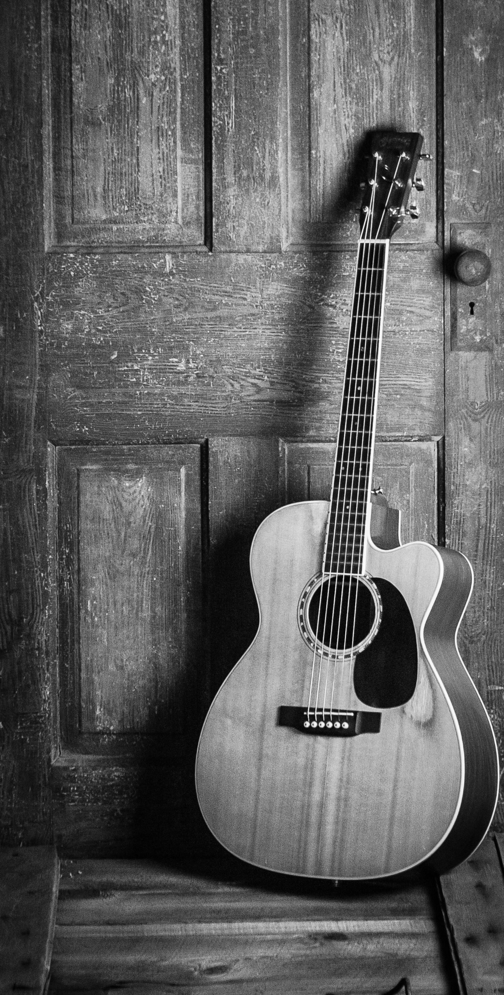 1944x3840 Ukulele Wallpaper