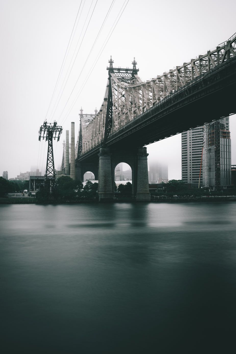 925x1388 Free of Overcast 59th Street Bridge