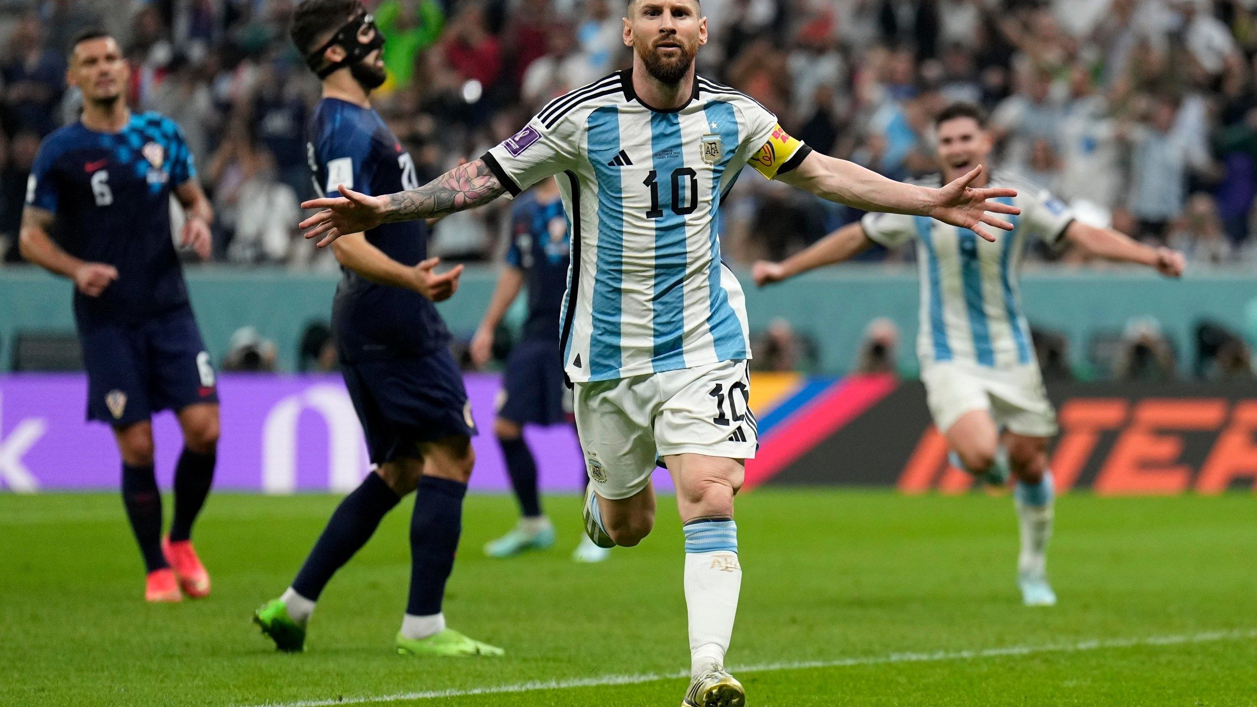 2560x1440 Live updates. Argentina wins World Cup final against France