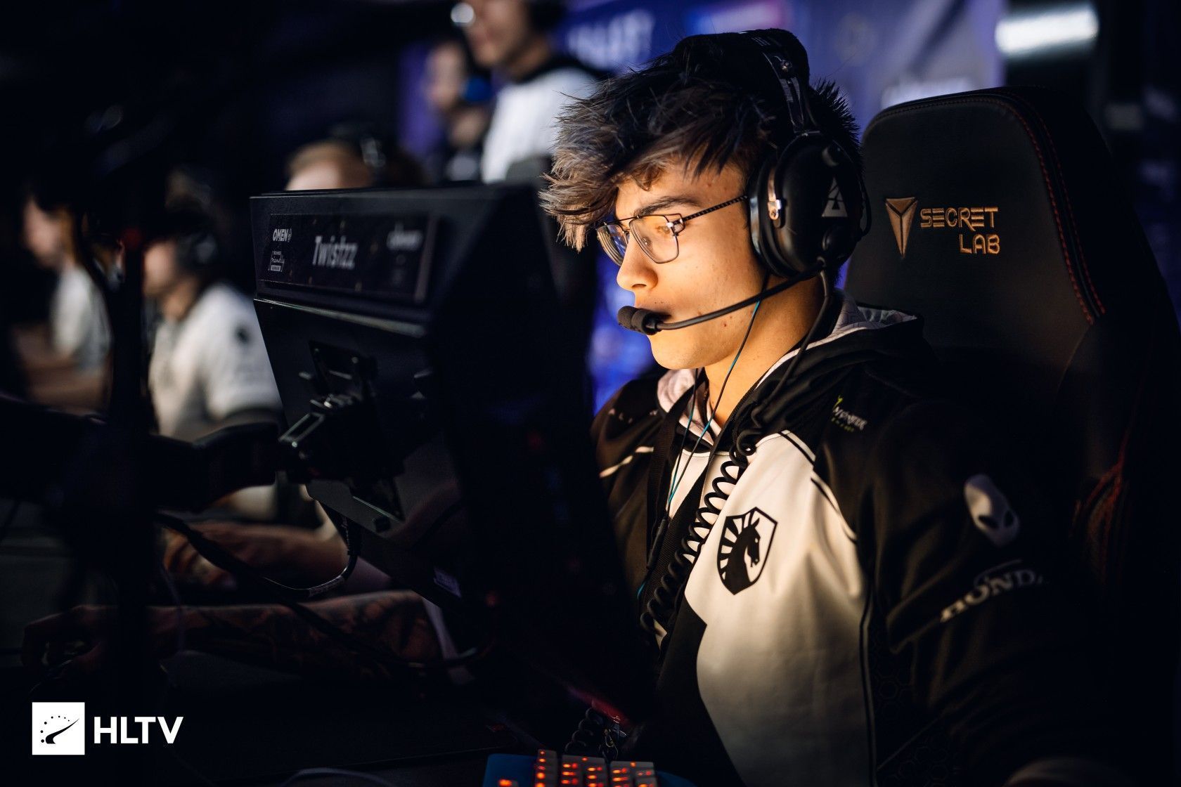 1680x1120 Twistzz Wallpaper