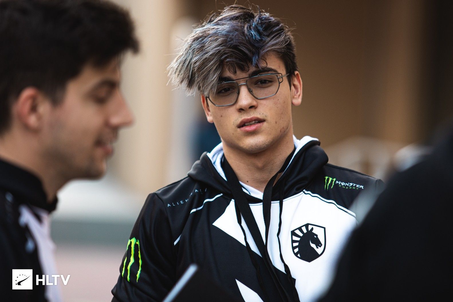 1582x1055 Twistzz Wallpaper